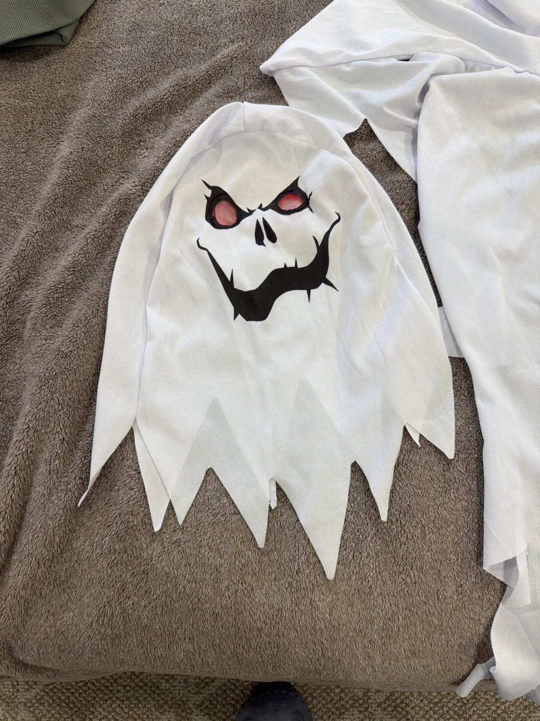Ghost Halloween Costume - photo 2