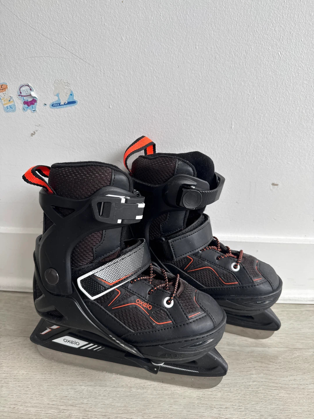 Decathlon Oxelo Ice Skates Size 29/32 CM 18/20