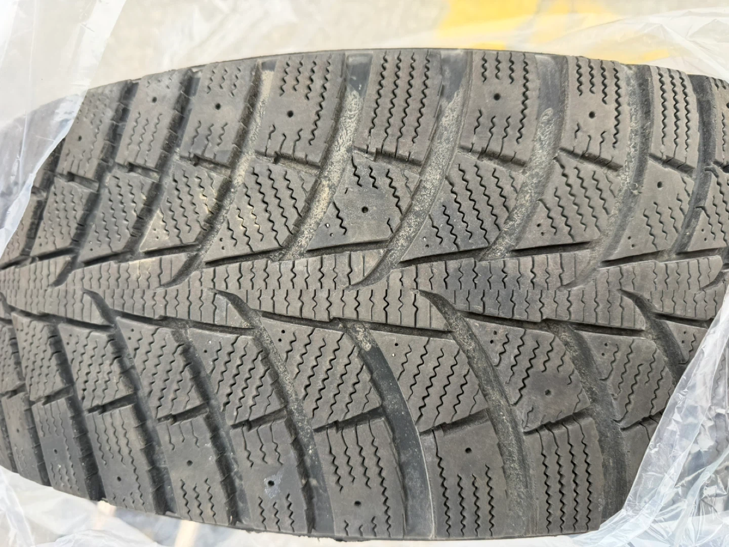 CRV - Laufenn 225/65R17 102T Winter Tires (Set of 4) - photo 3