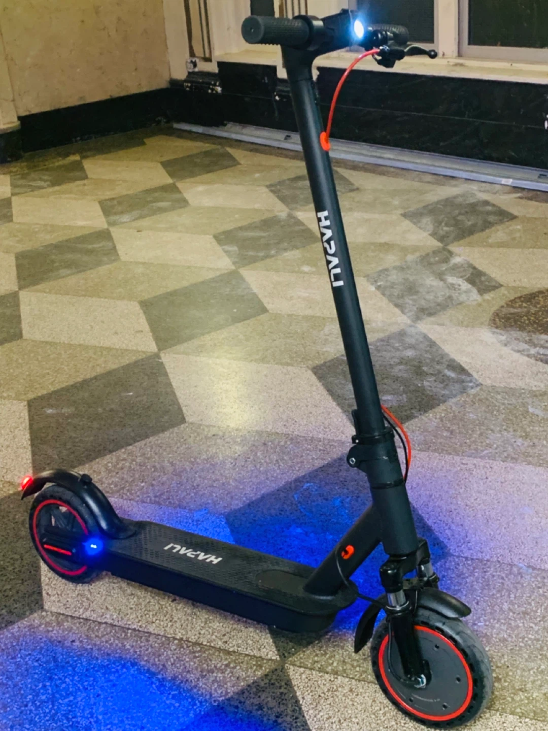 HAZALI Electric Scooter with LED Lights run fas 25mph