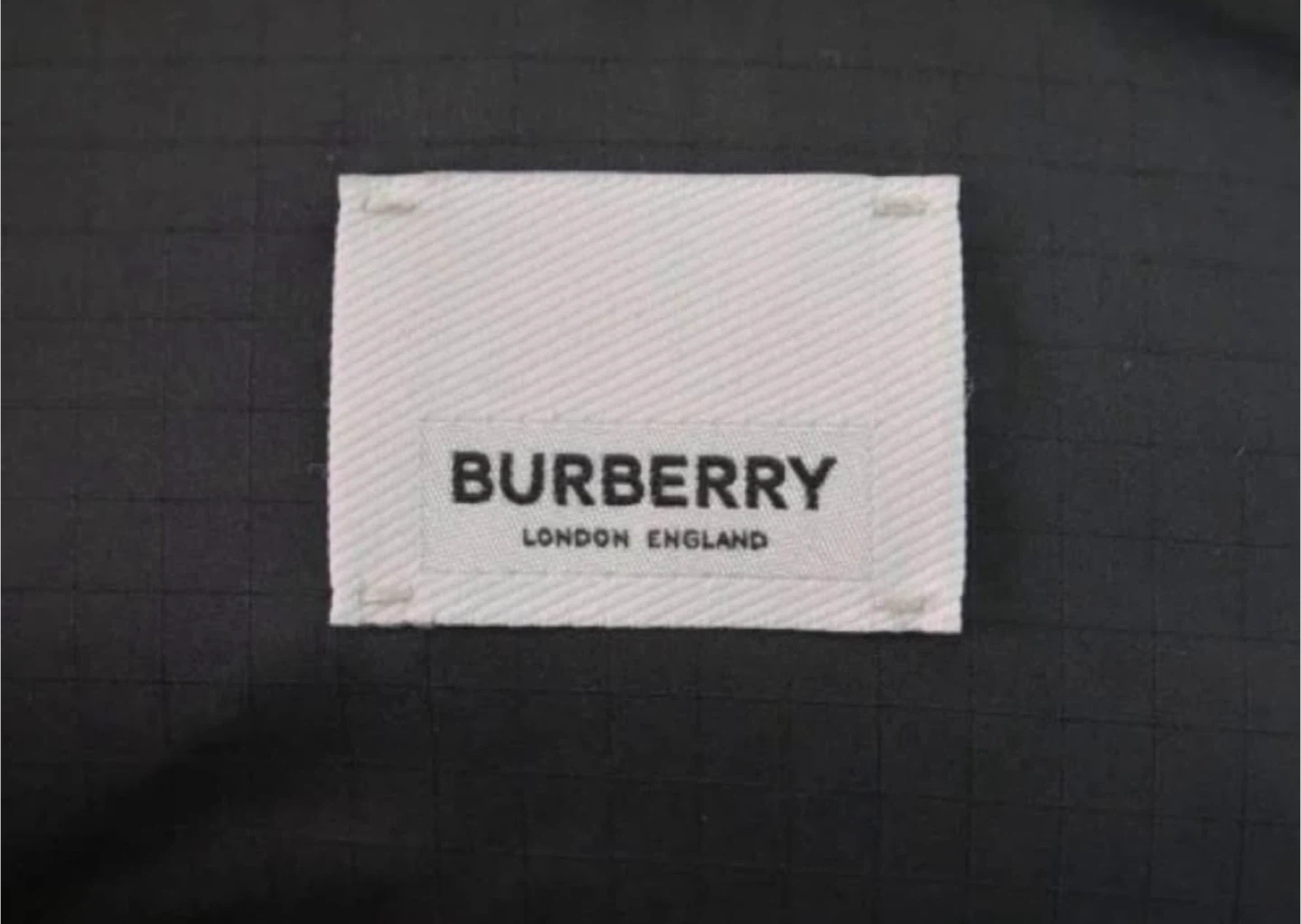 Authentic Men’s Burberry Rain Vest Black Size Small/Medium - photo 3