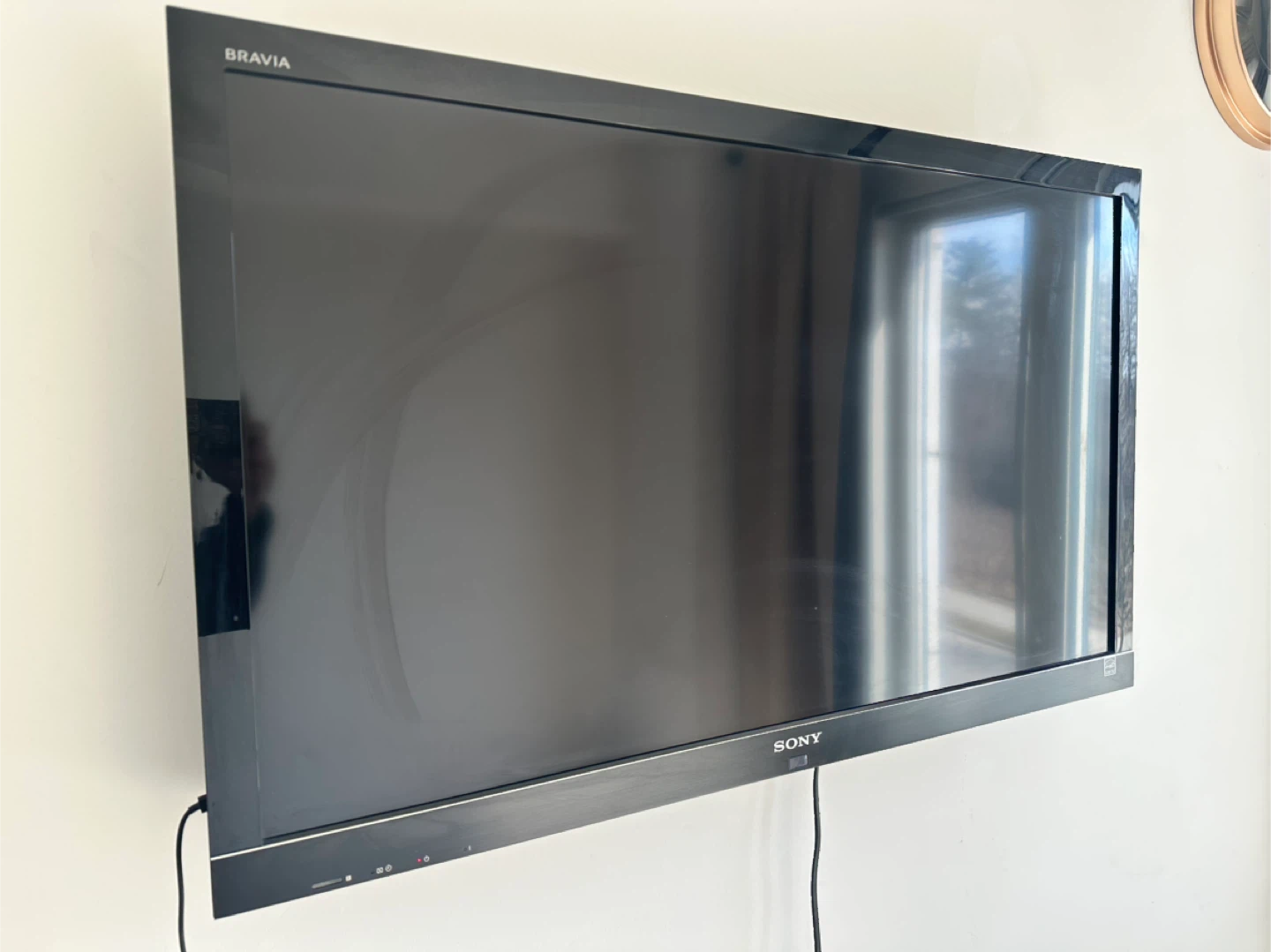 Sony Bravia TV 45 inch Plus Wall Mount