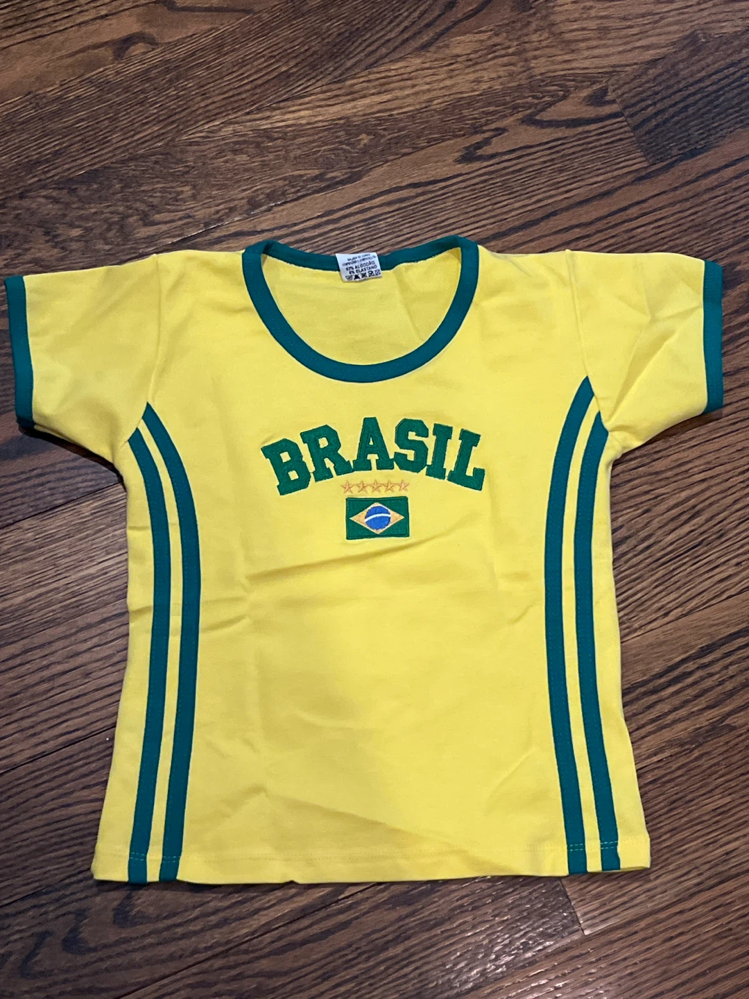 Salada de Cores Brasil T-Shirt - Size M