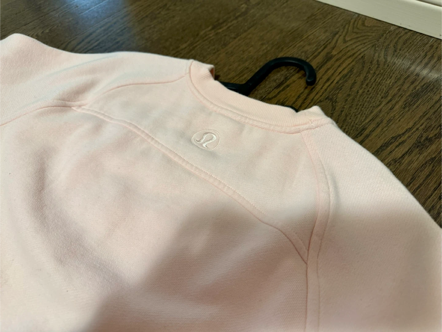 Excellent Condition Lululemon Scuba Pullover Pink - photo 3