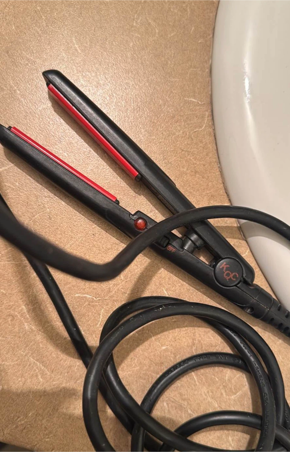 KQC Mini Hair Straightener
