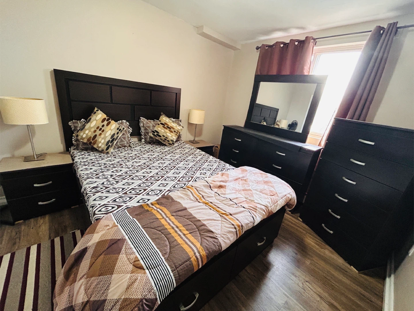 QUEEN Size Bedroom set - photo 2