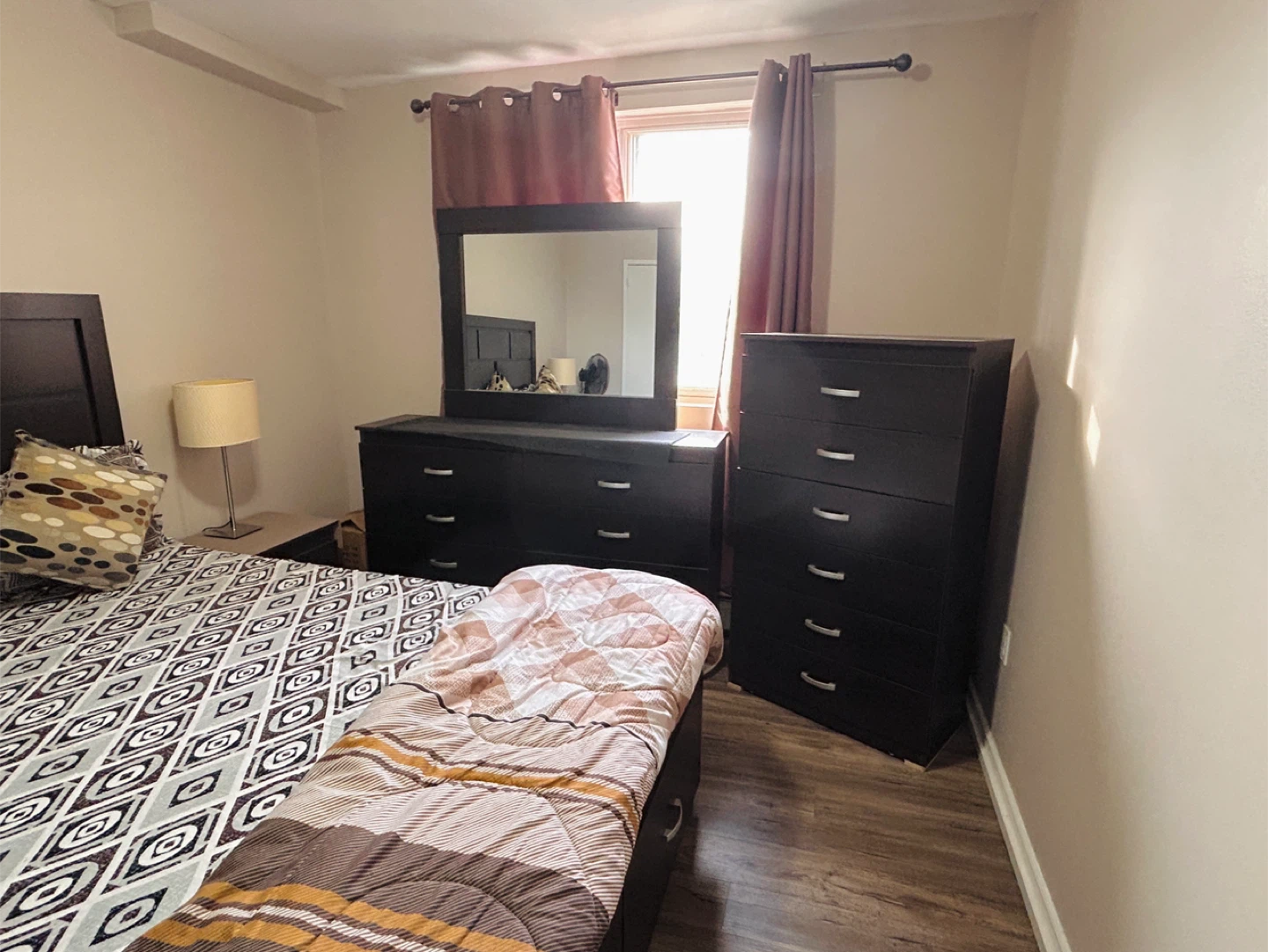QUEEN Size Bedroom set - photo 3