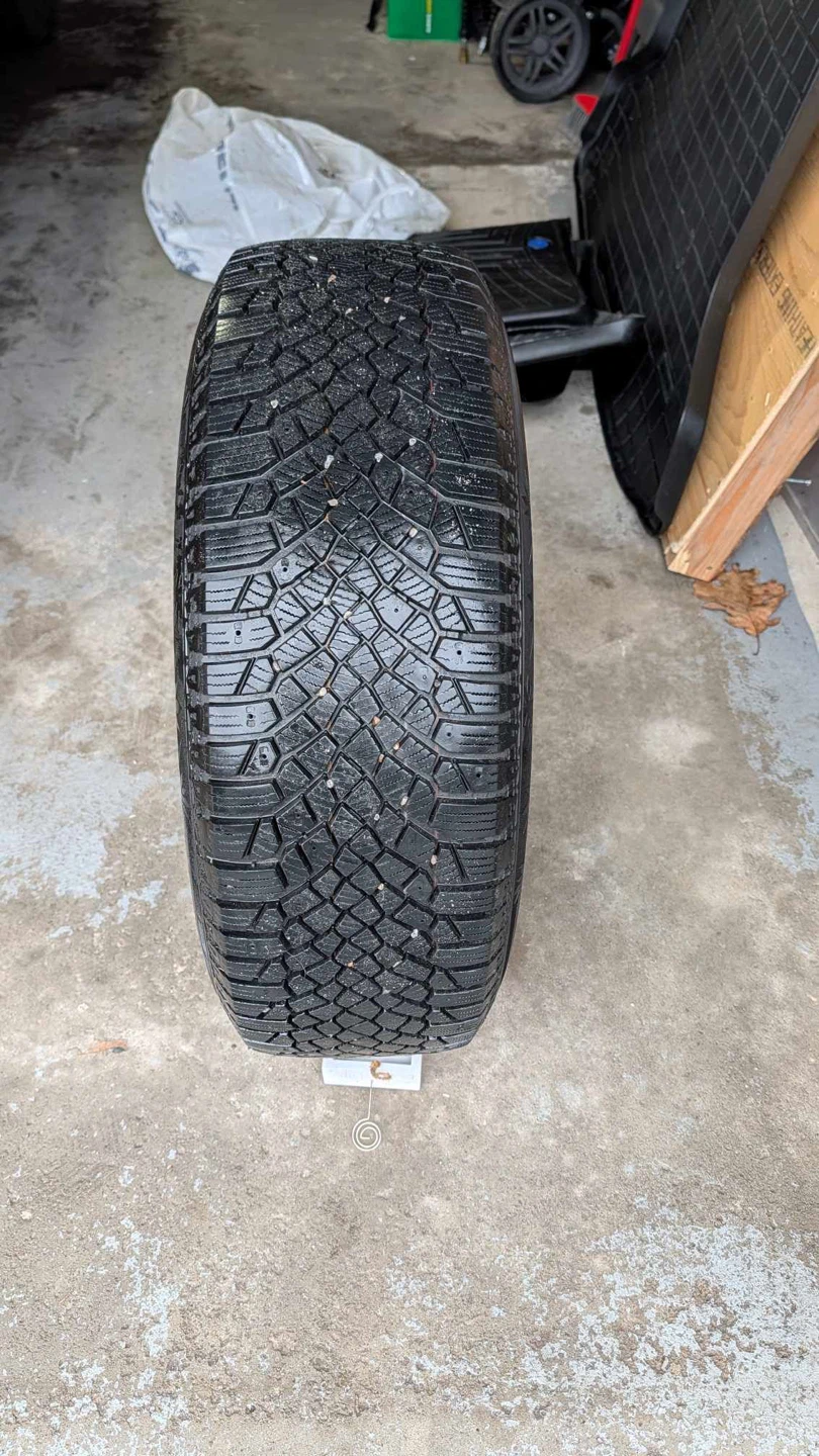 Continental IceContact XTRM Winter Tires with Rims - photo 2