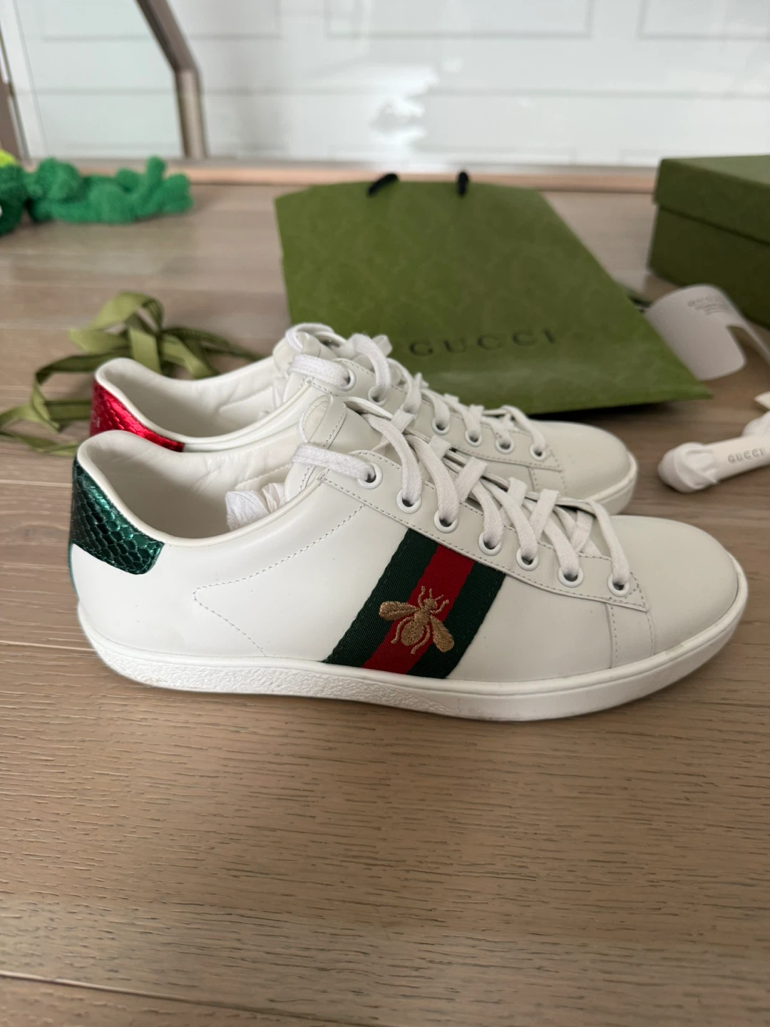 GUCCI - ace bee sneakers - euro size 38 a