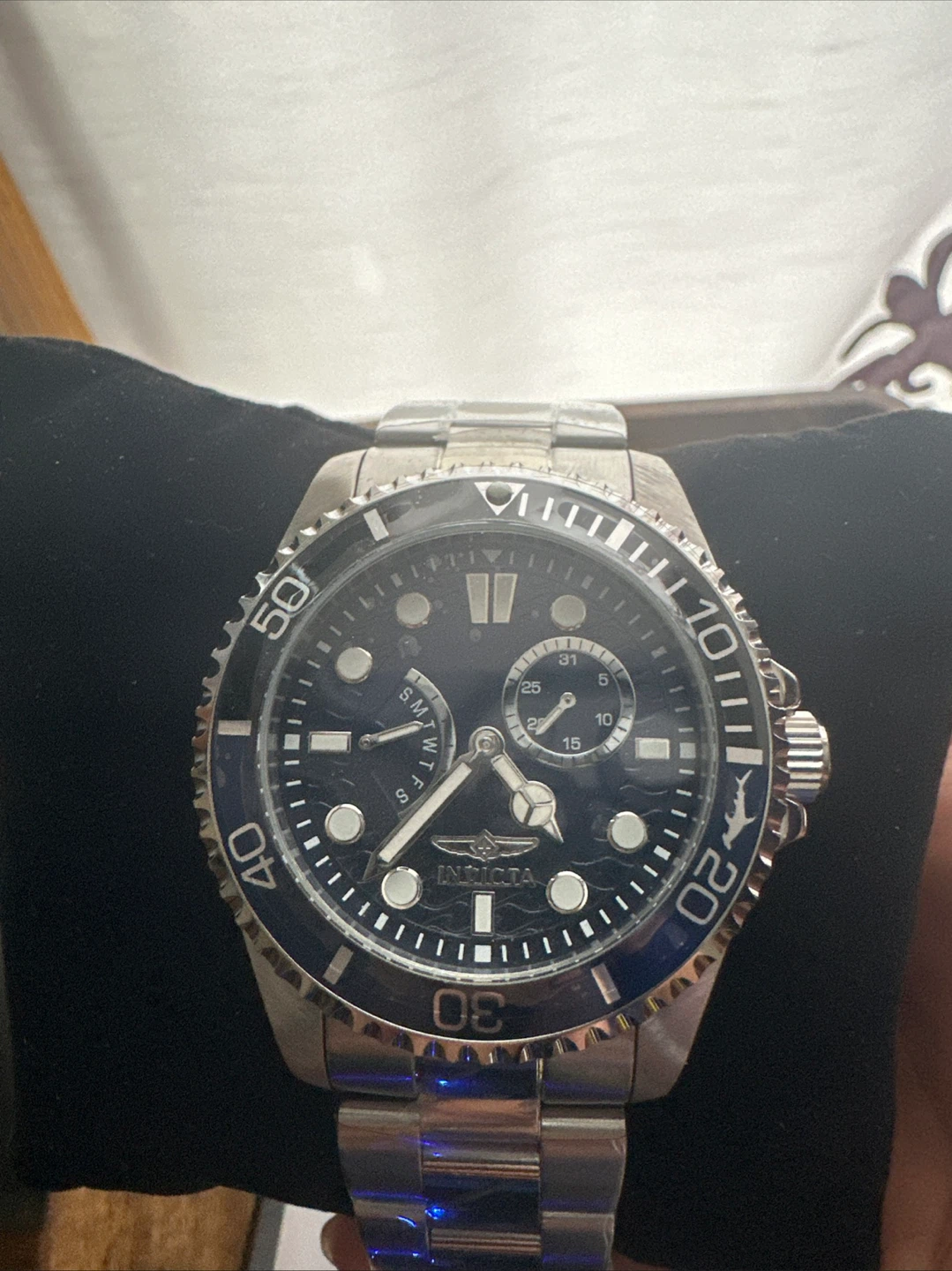 Invicta Men's Analog Dive Watch