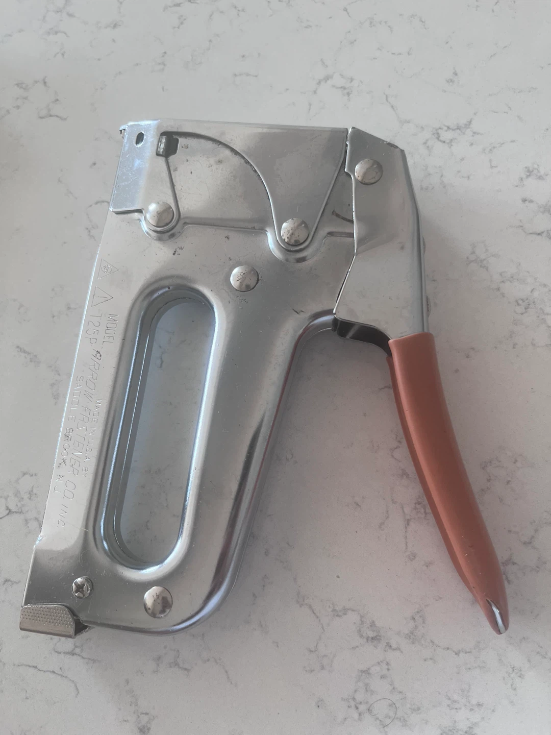 Arrow T25 Staple Gun with Staples - photo 2