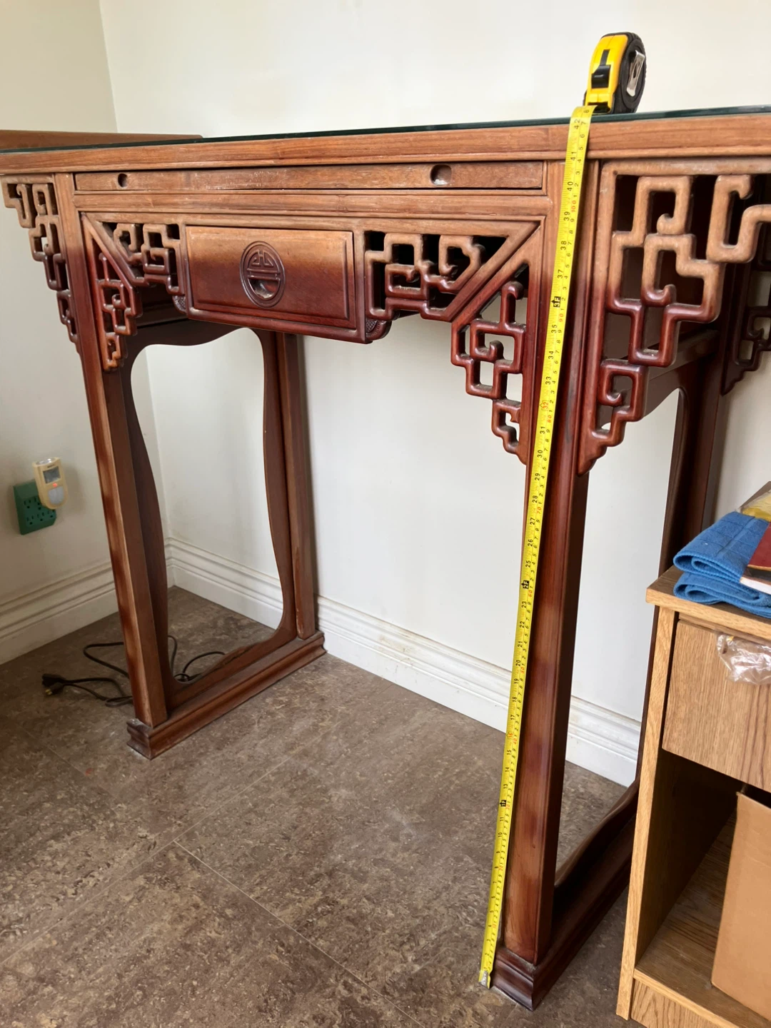 Carved Wood Console Table with Glass Top and Drawer - photo 5