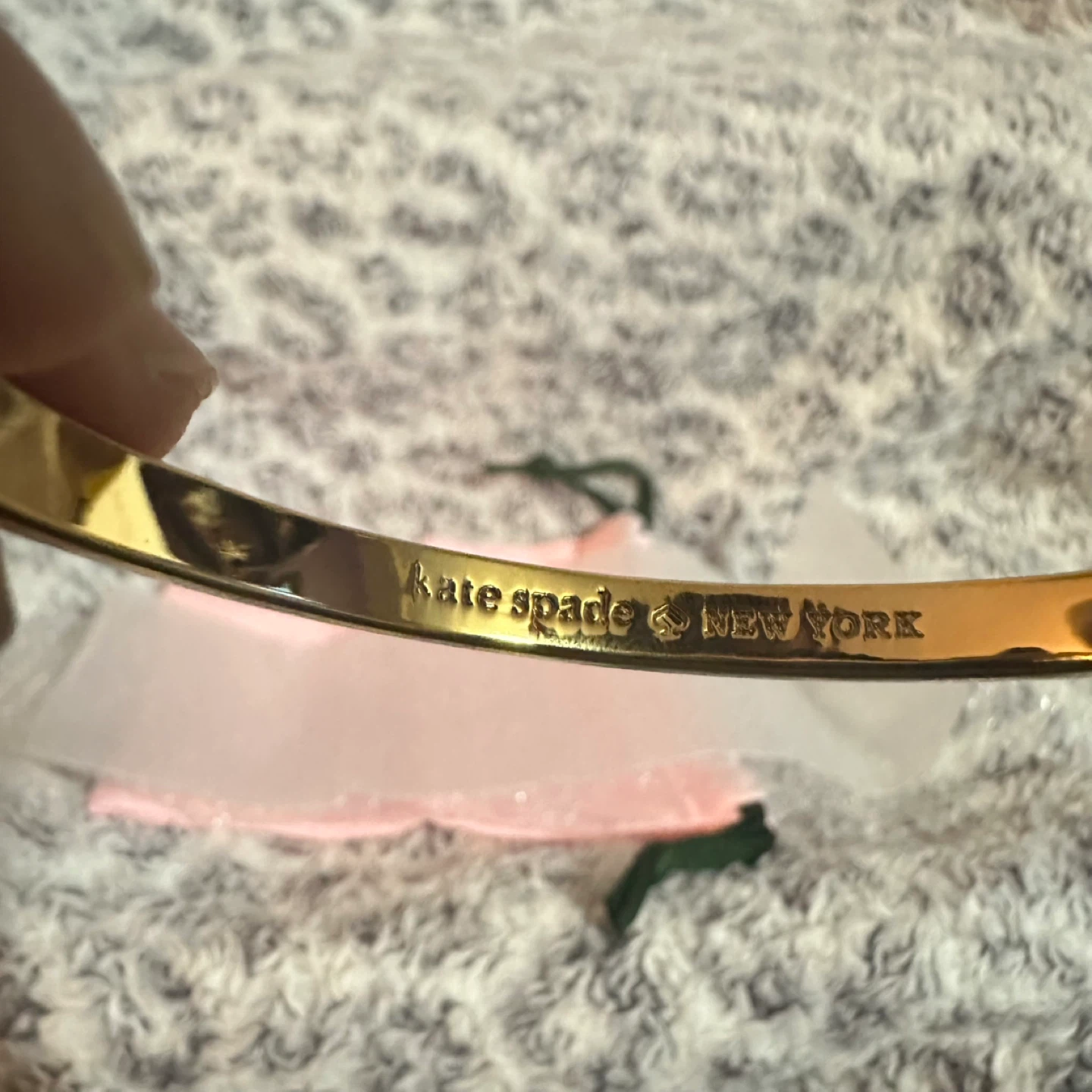 Kate Spade New York Gold Spade Hinged Bangle Bracelet - photo 3