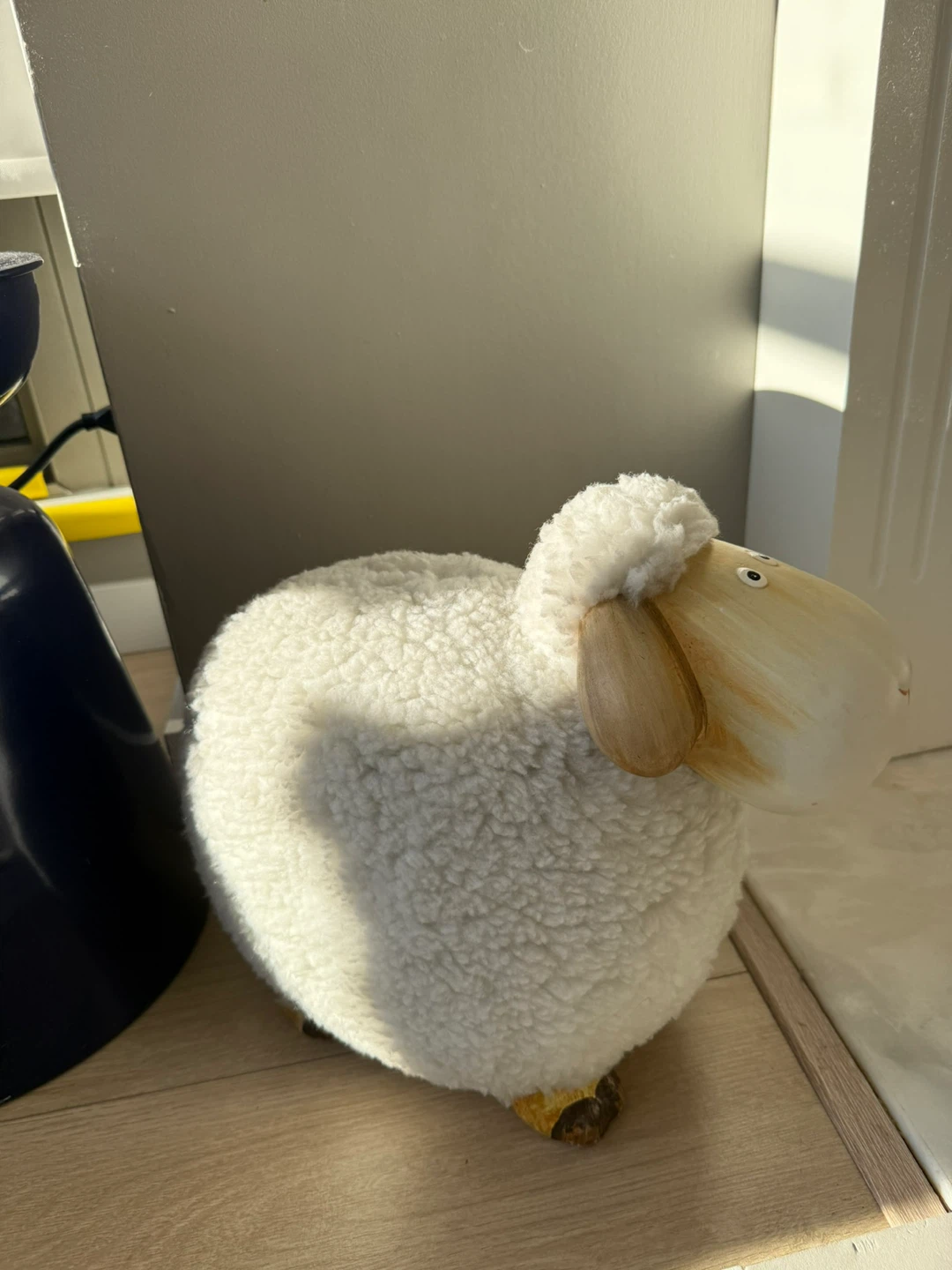🥕 Pottery barn White Sheep Coin Bank - photo 2