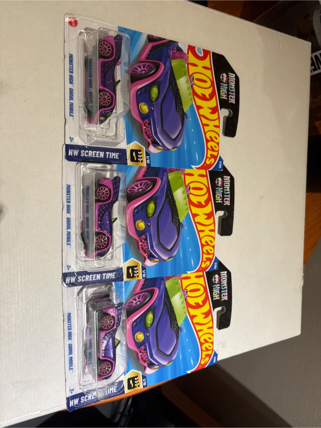 Hot Wheels Monster High Ghoul Mobile HW Screen Time - photo 2