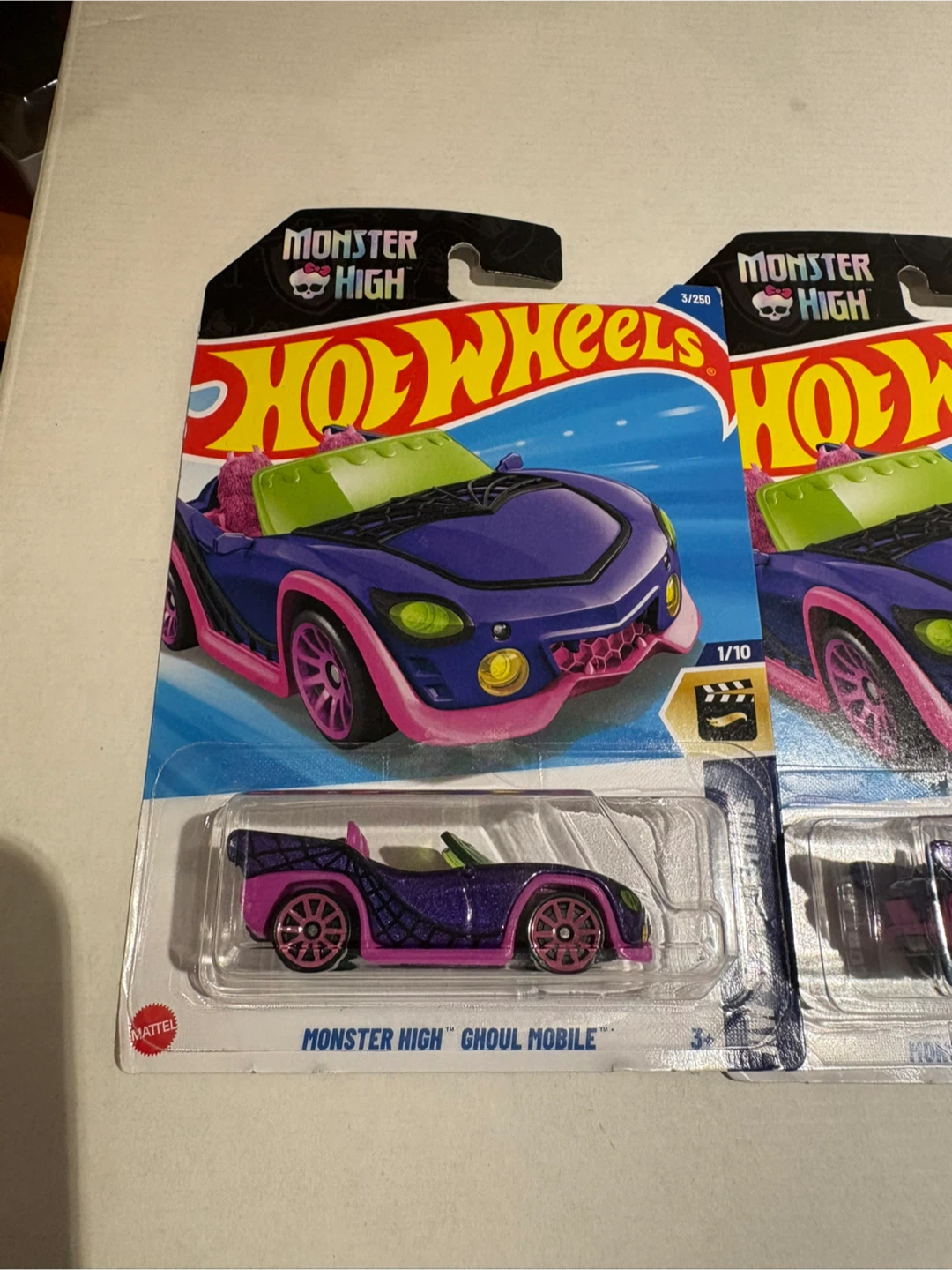 Hot Wheels Monster High Ghoul Mobile HW Screen Time