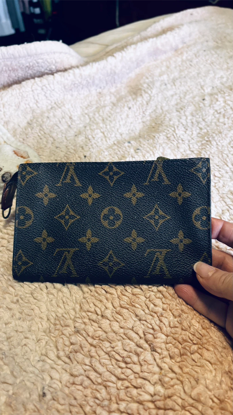 Authentic Louis Vuitton Monogram Canvas Pouch