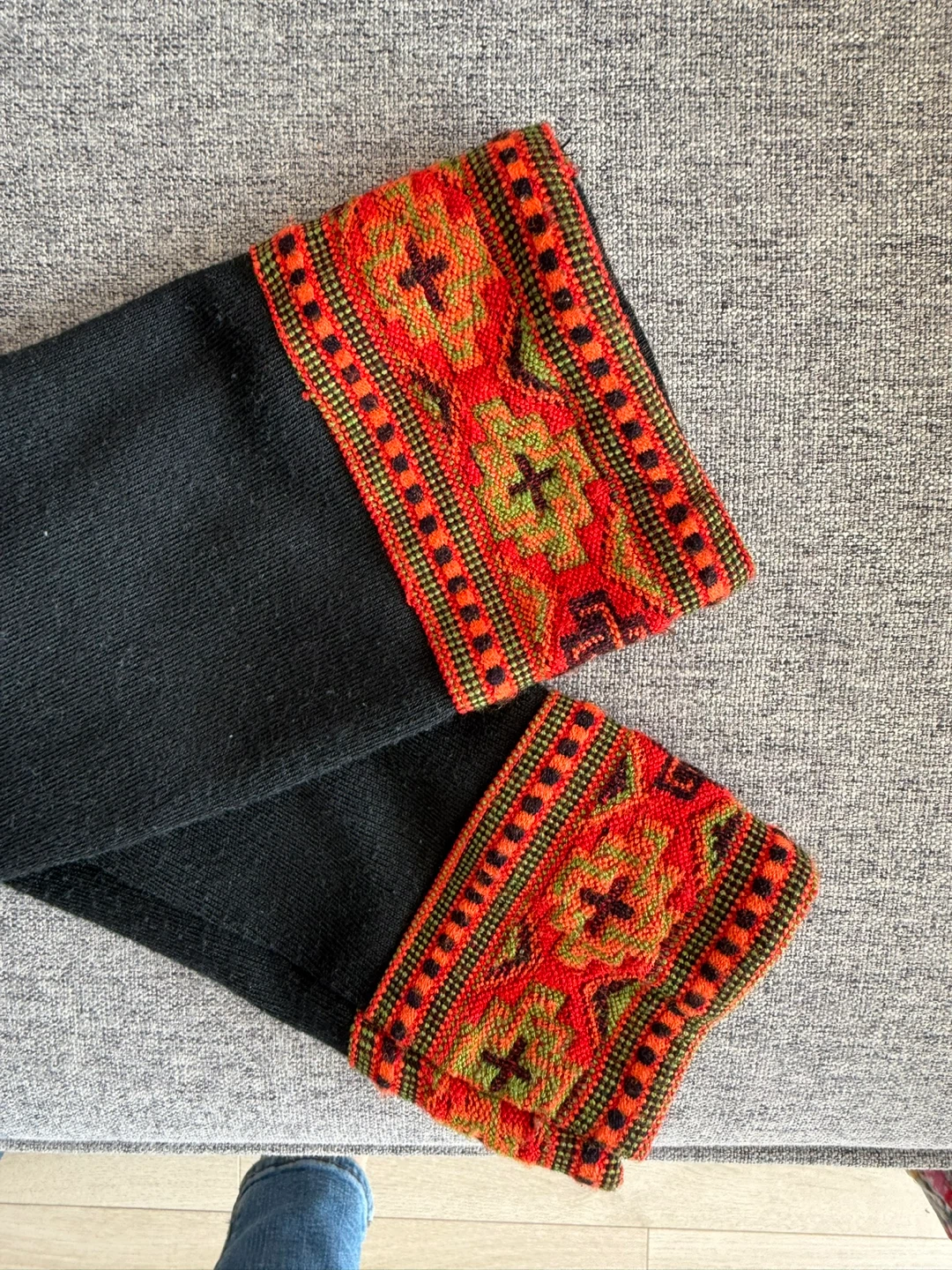 Women’s Handwoven kashmiri embroidered A line kurta (medium) - photo 3