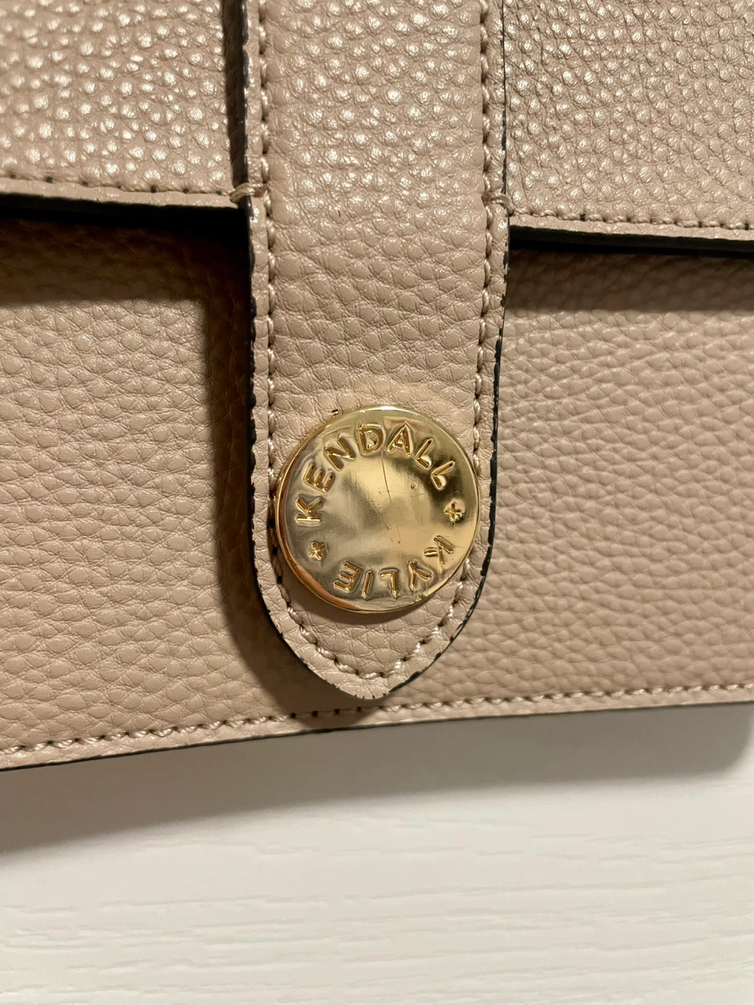 Kendall + Kylie Beige Pebble Leather Crossbody Bag - photo 2