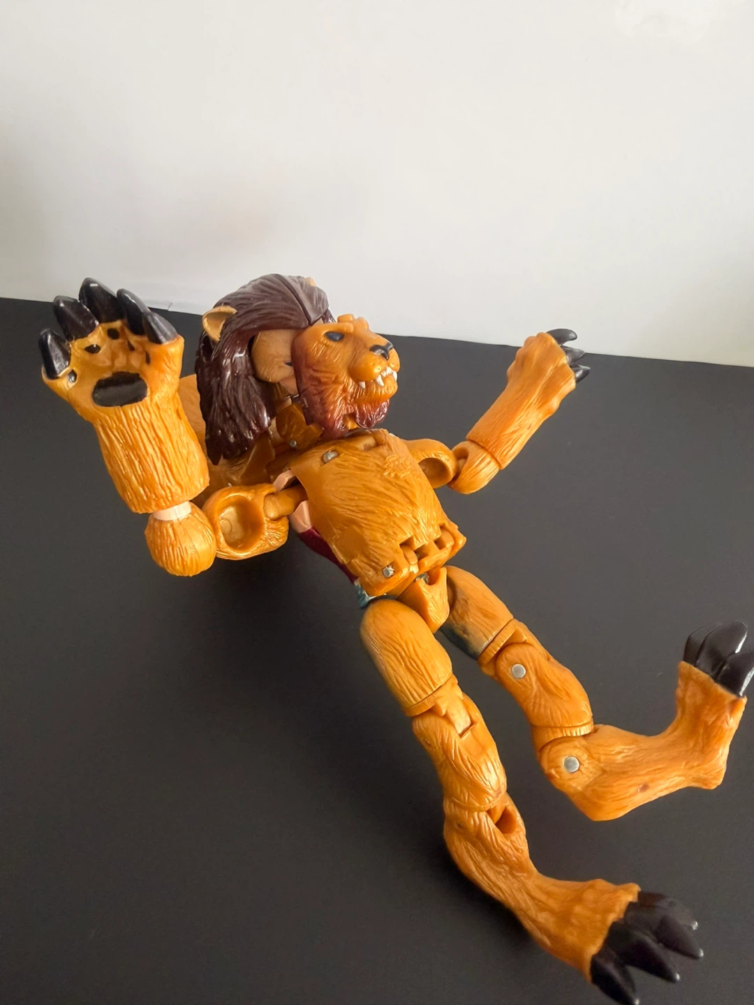 Beast Wars Leo Prime Action Figure - photo 2