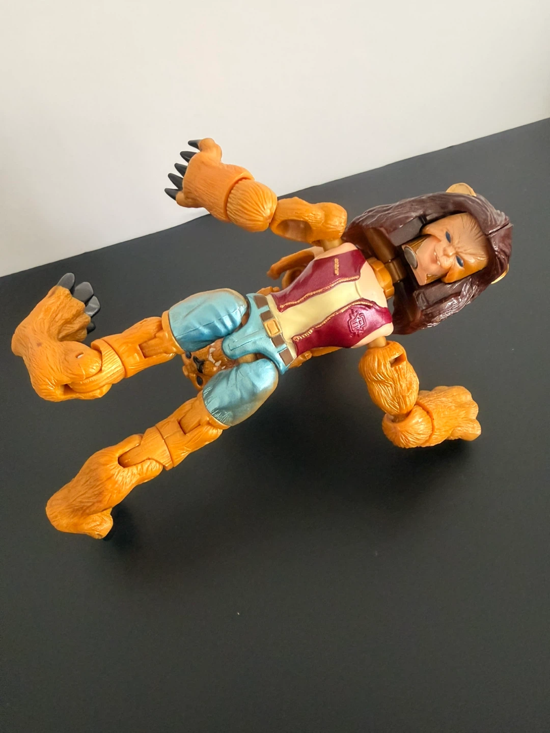 Beast Wars Leo Prime Action Figure - photo 3