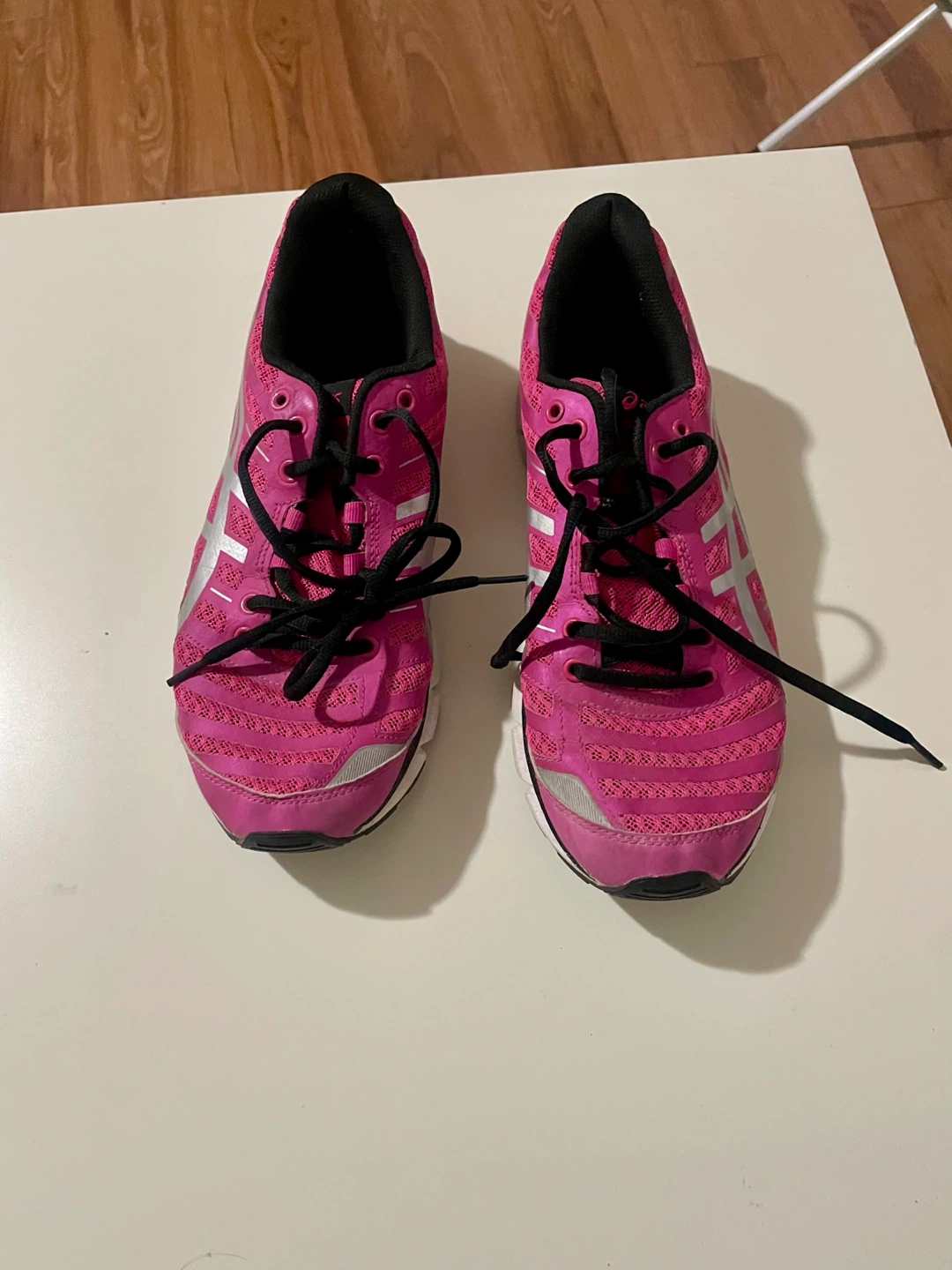 ASICS GEL Pink Running Shoes Women's Size 7