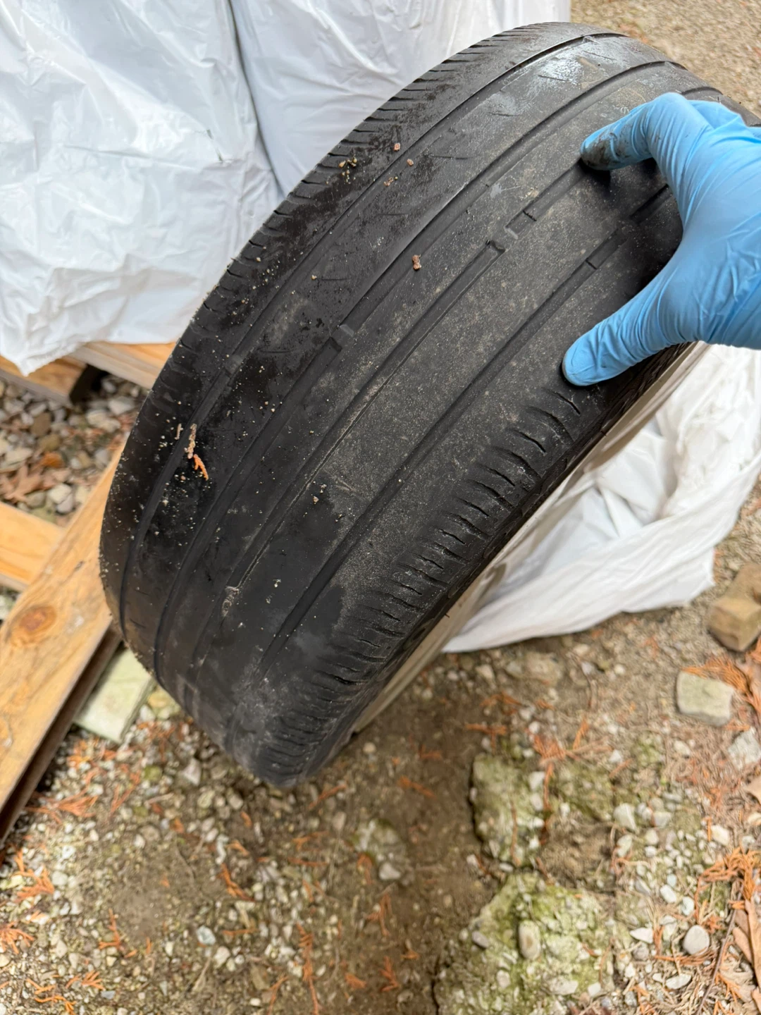 Set of 4 Used 215/45R17 Tires and rims - photo 3