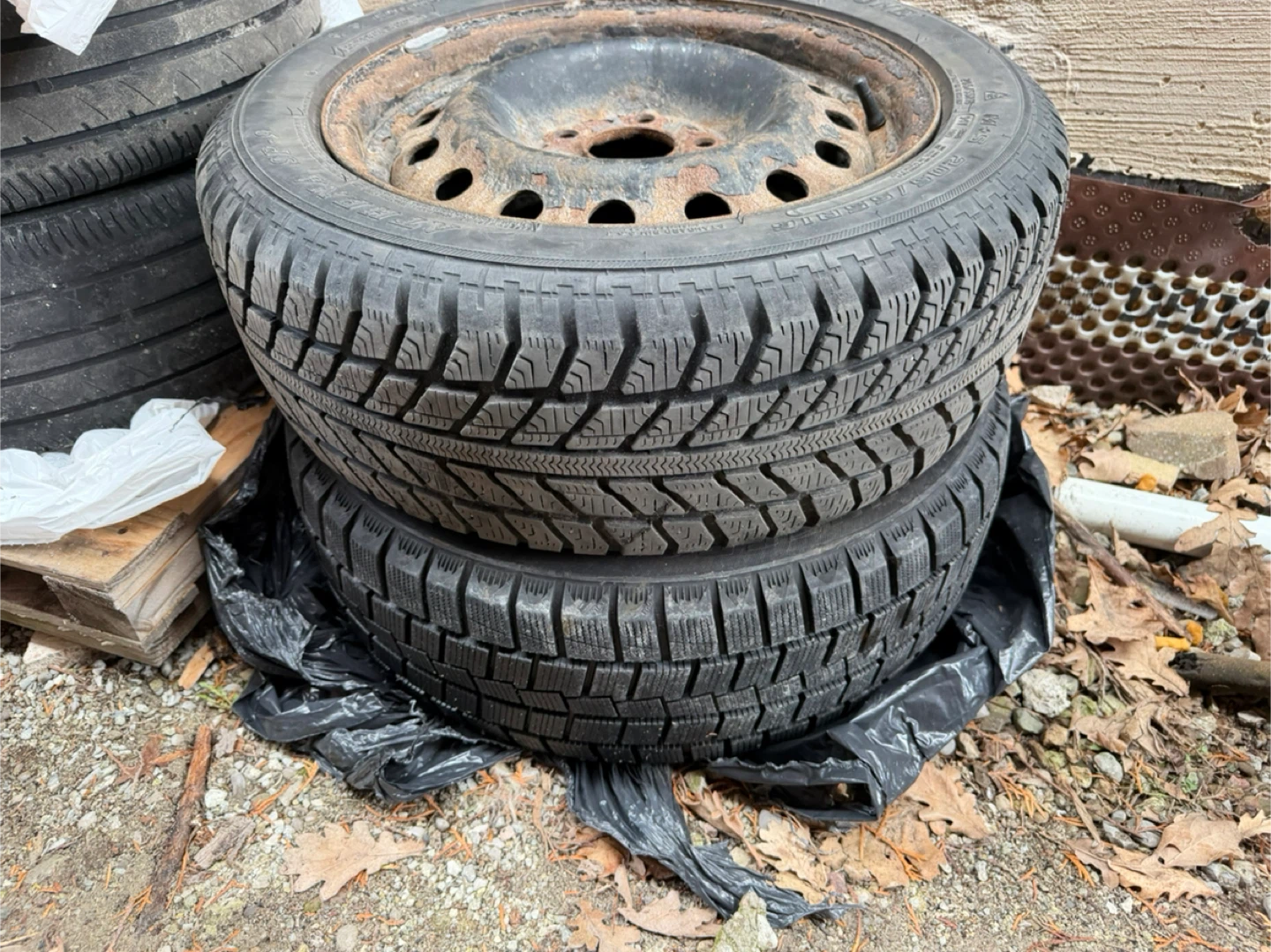 Winter Tires on Rims 215/45R17 - photo 5