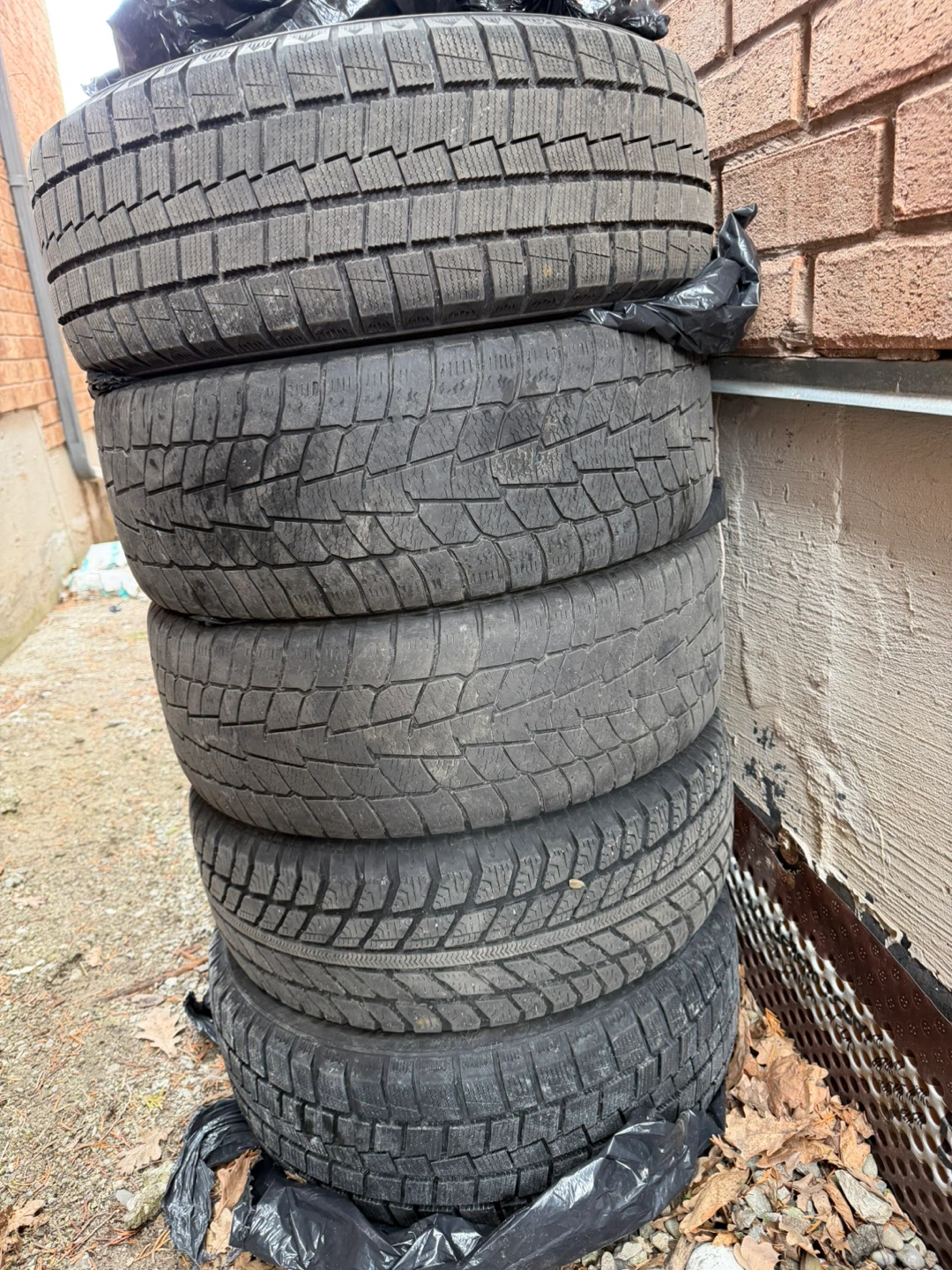 Winter Tires on Rims 215/45R17