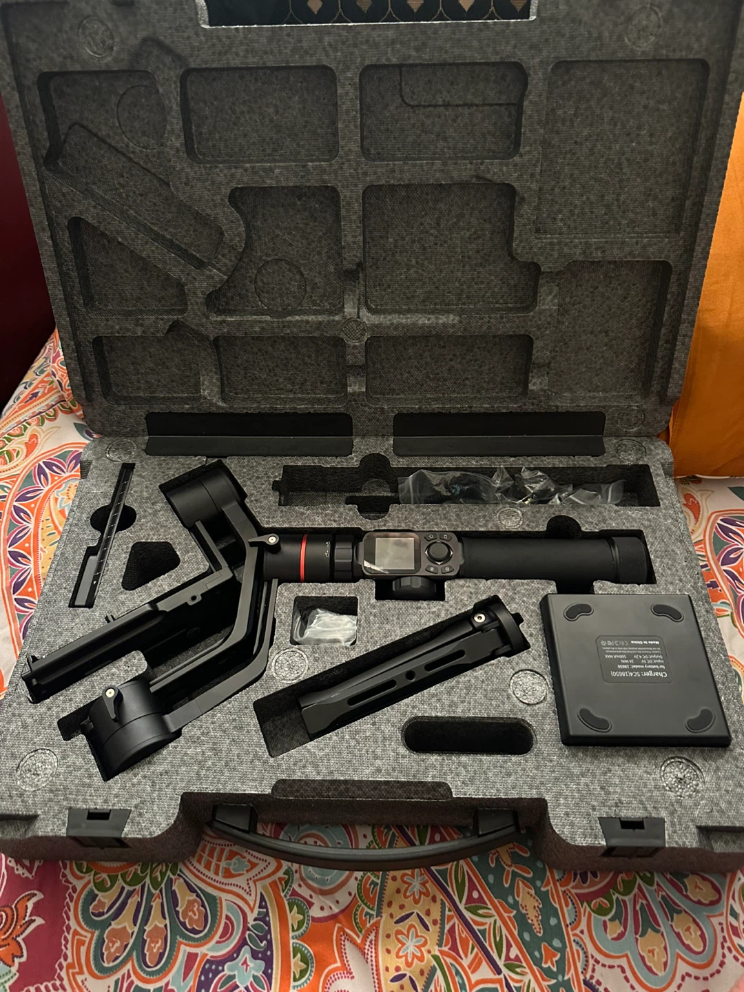 FeiyuTech AK2000 3-Axis Gimbal Stabilizer rarely used - photo 2