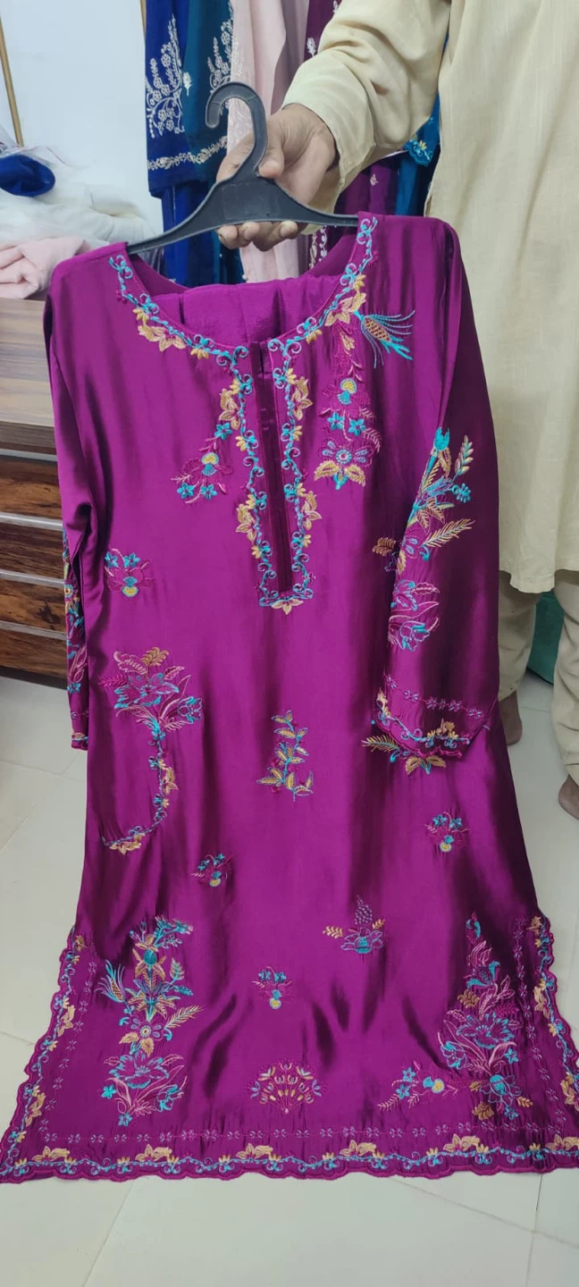 Embroidered Silk Kurti - Various Colours - photo 4