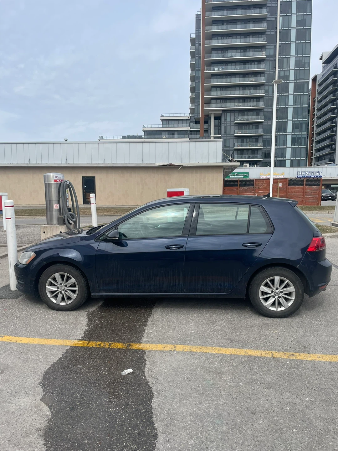 2015 Volkswagen Golf TSI - Dark Blue - photo 2