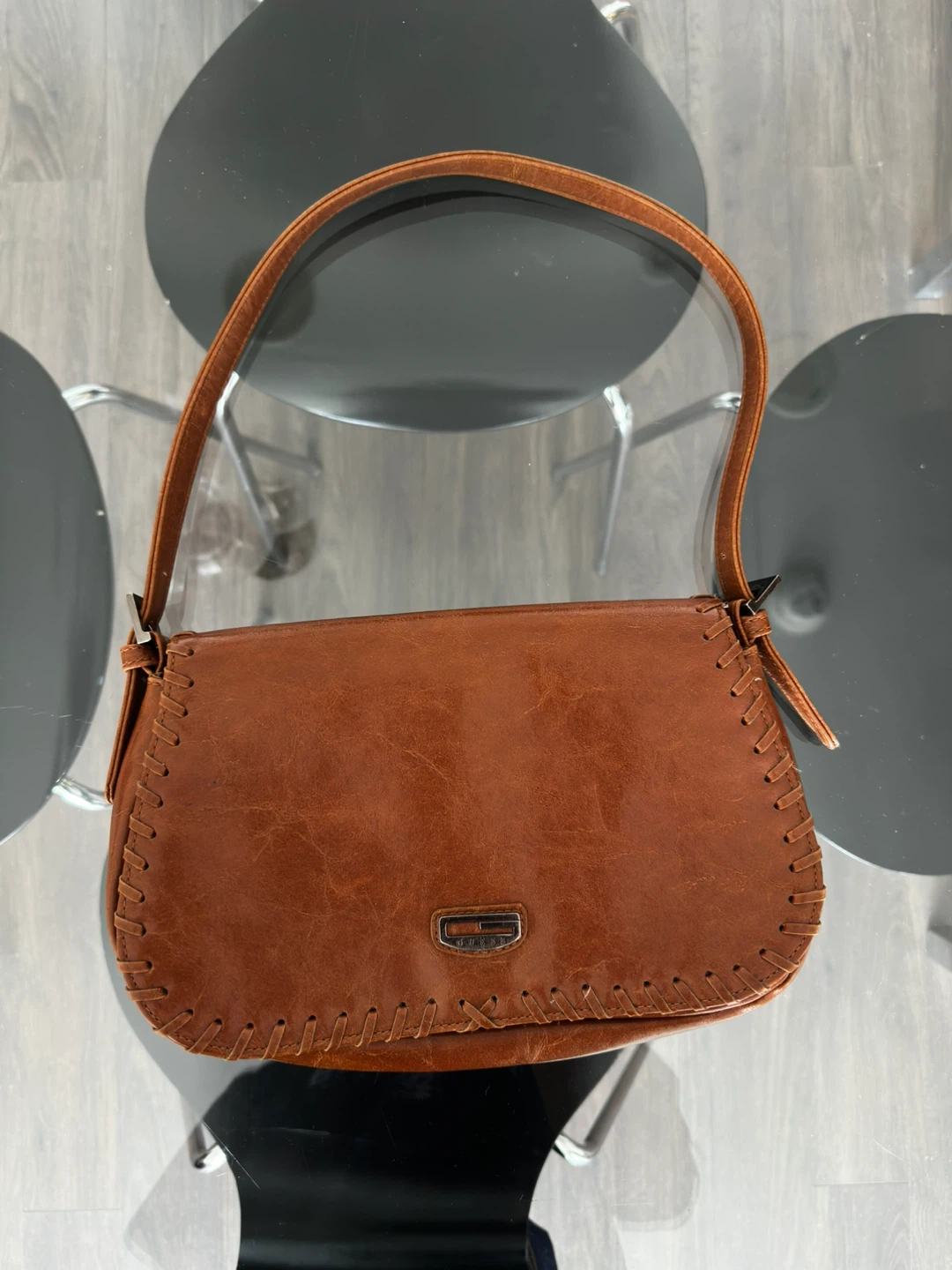Guess Leather Shoulder Bag