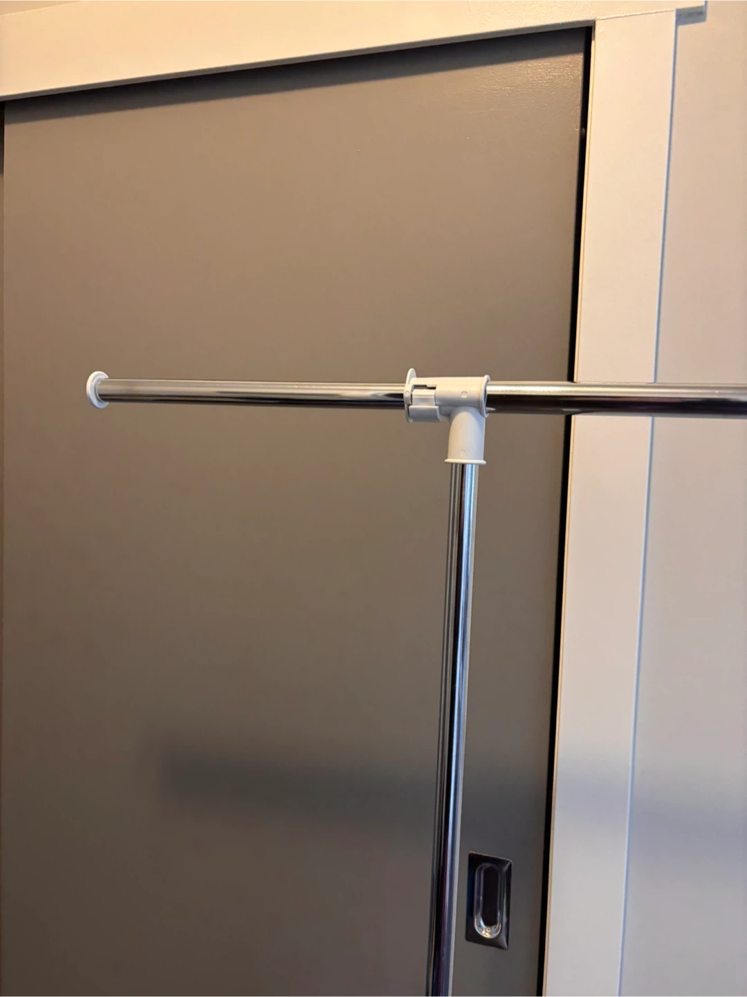 Adjustable clothing rack - photo 3