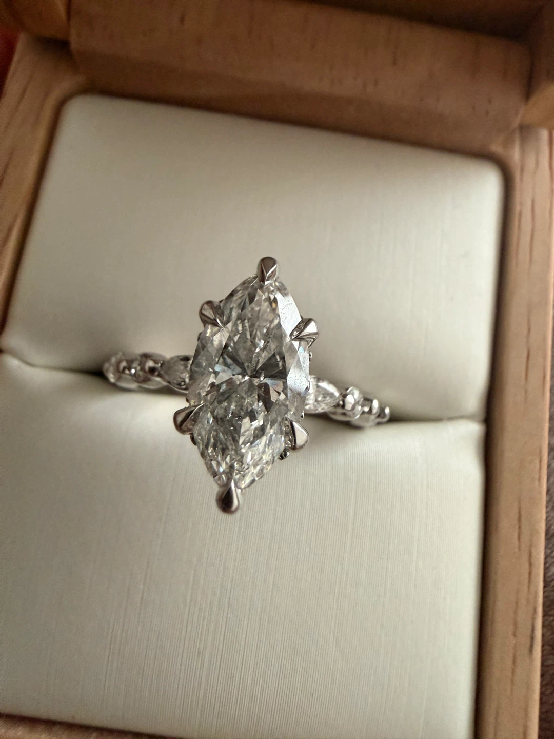 2.01ct Marquise Cut Natural Diamond Engagement Ring - photo 4