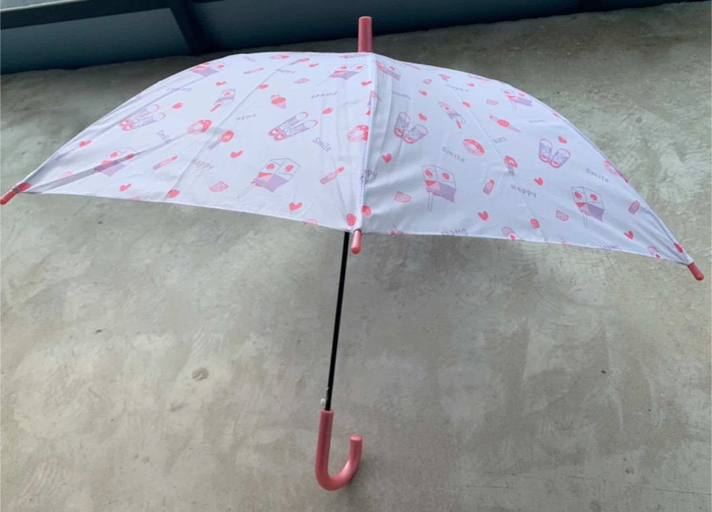 Children's Umbrella with Hearts and Sweets Pattern - photo 2