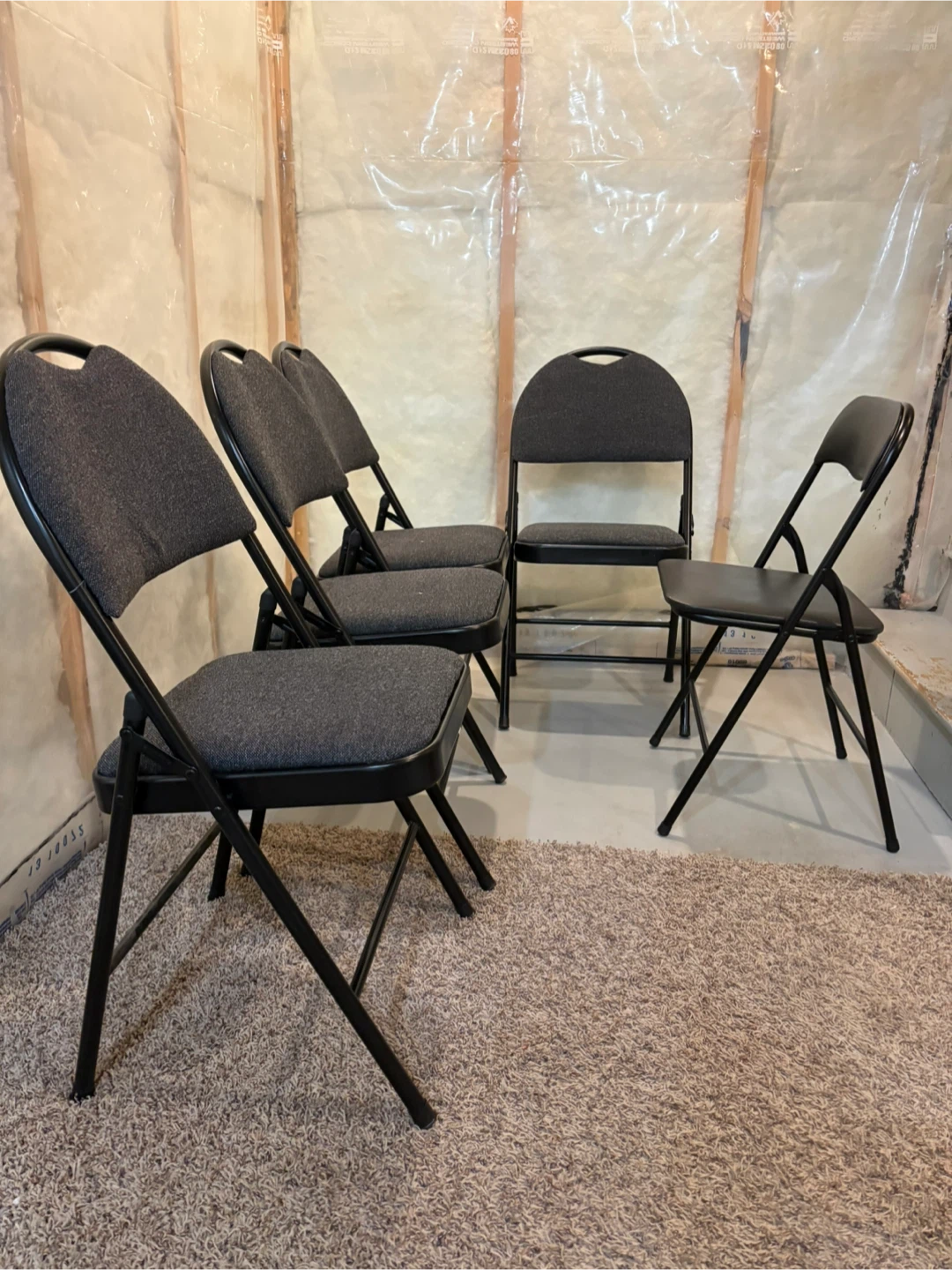 5 Folding Chairs Black