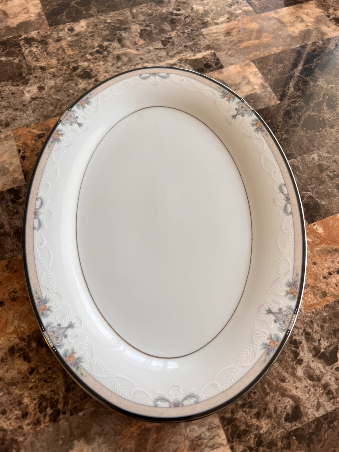 Fine China Dinnerware Set - photo 5