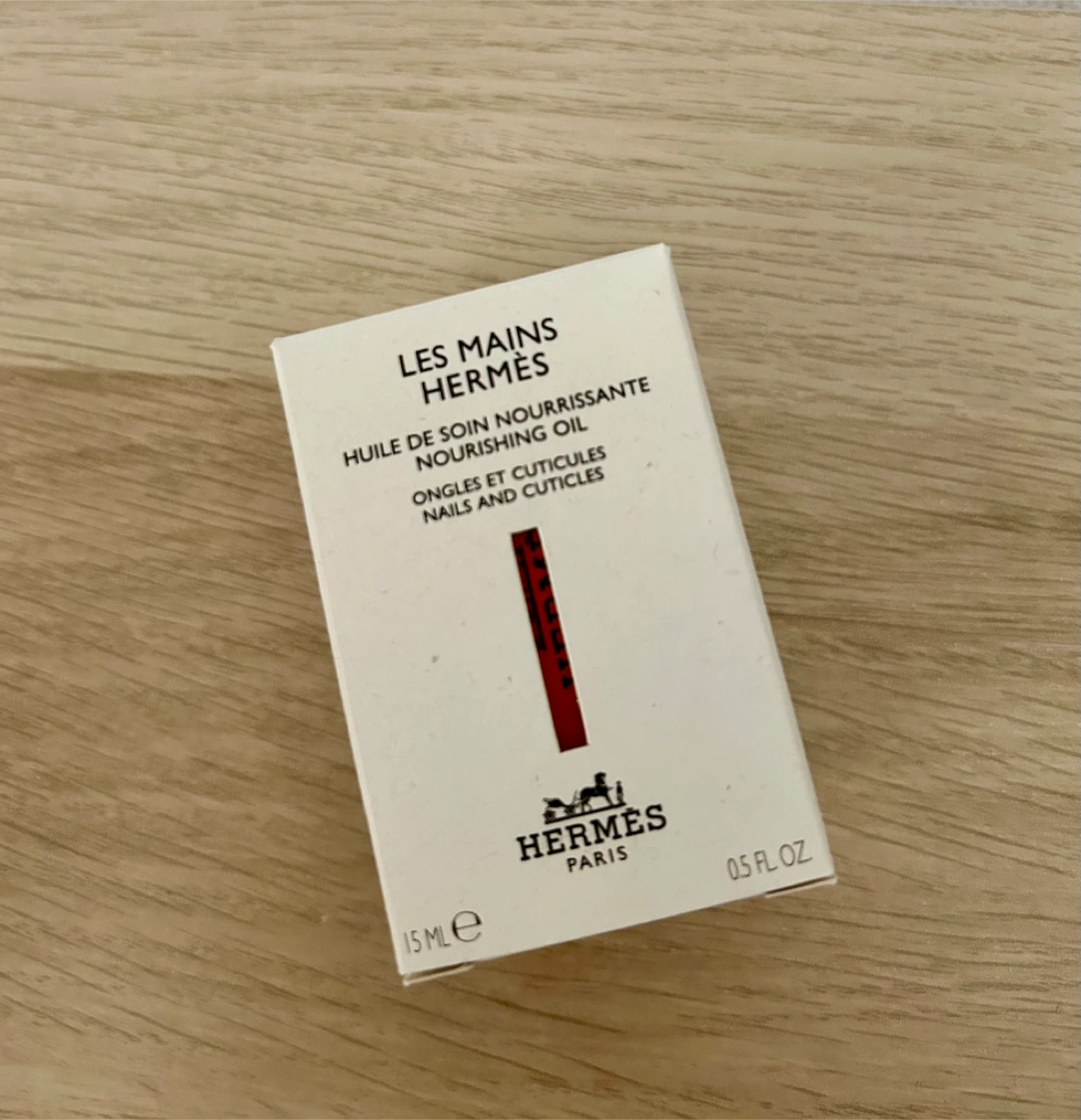 Hermès Les Mains Nourishing Oil for Nails and Cuticles