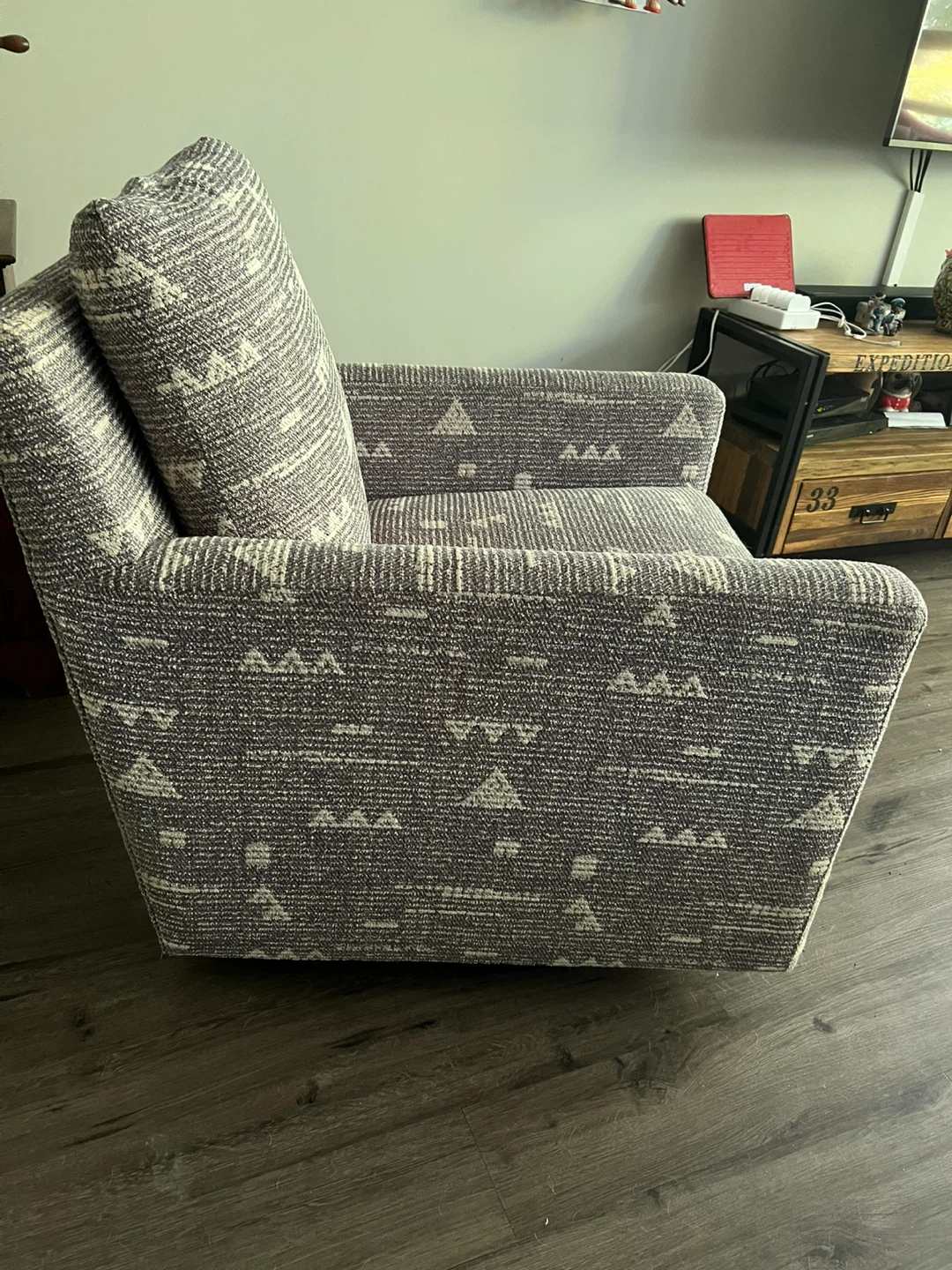 Armchair with Geometric Pattern - photo 4