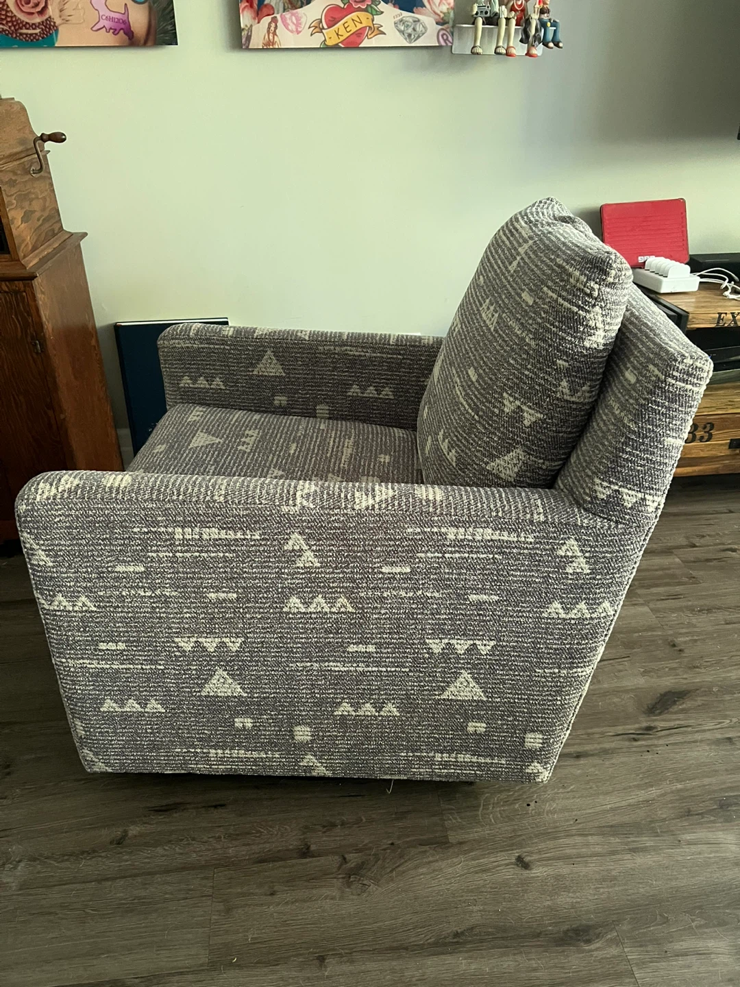 Armchair with Geometric Pattern - photo 2