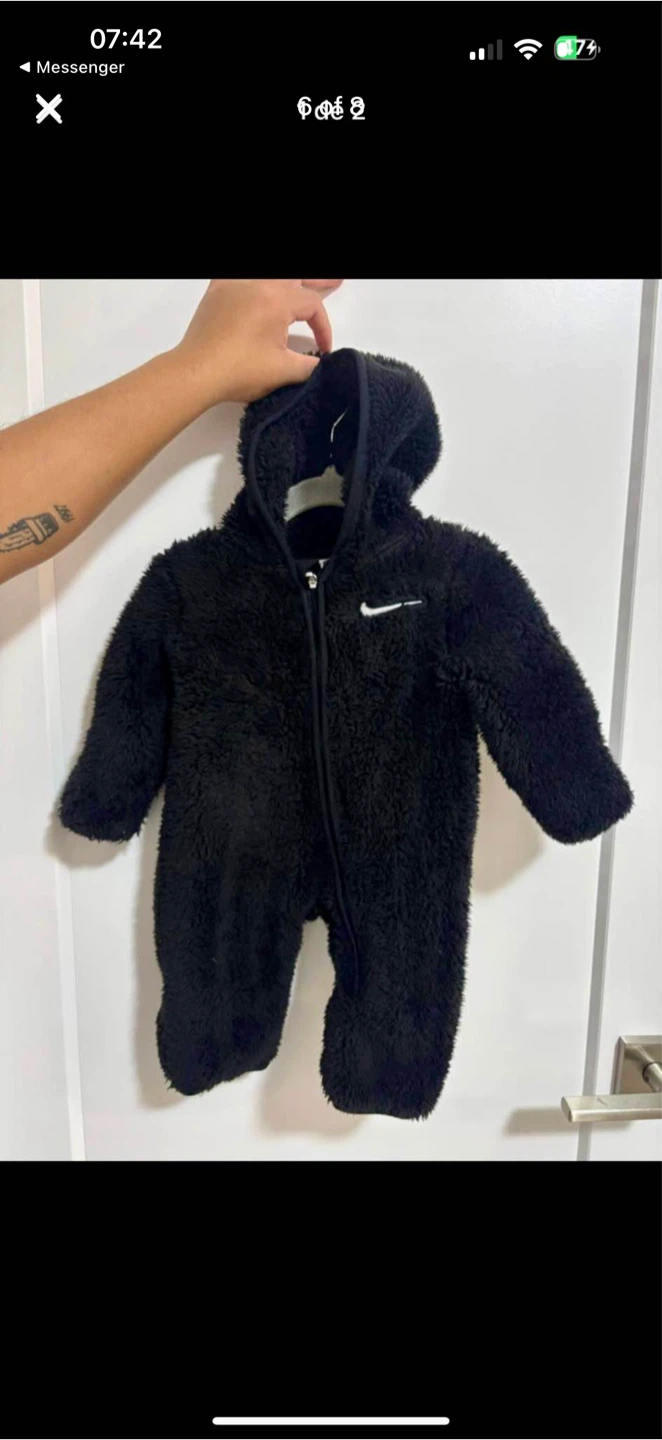 The North Face Kids Black Hooded Jacket - photo 5