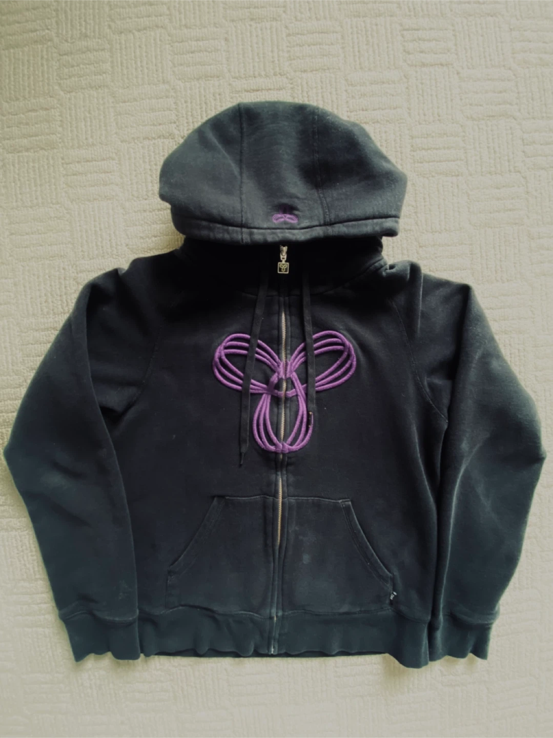 Vintage TNA hoodie