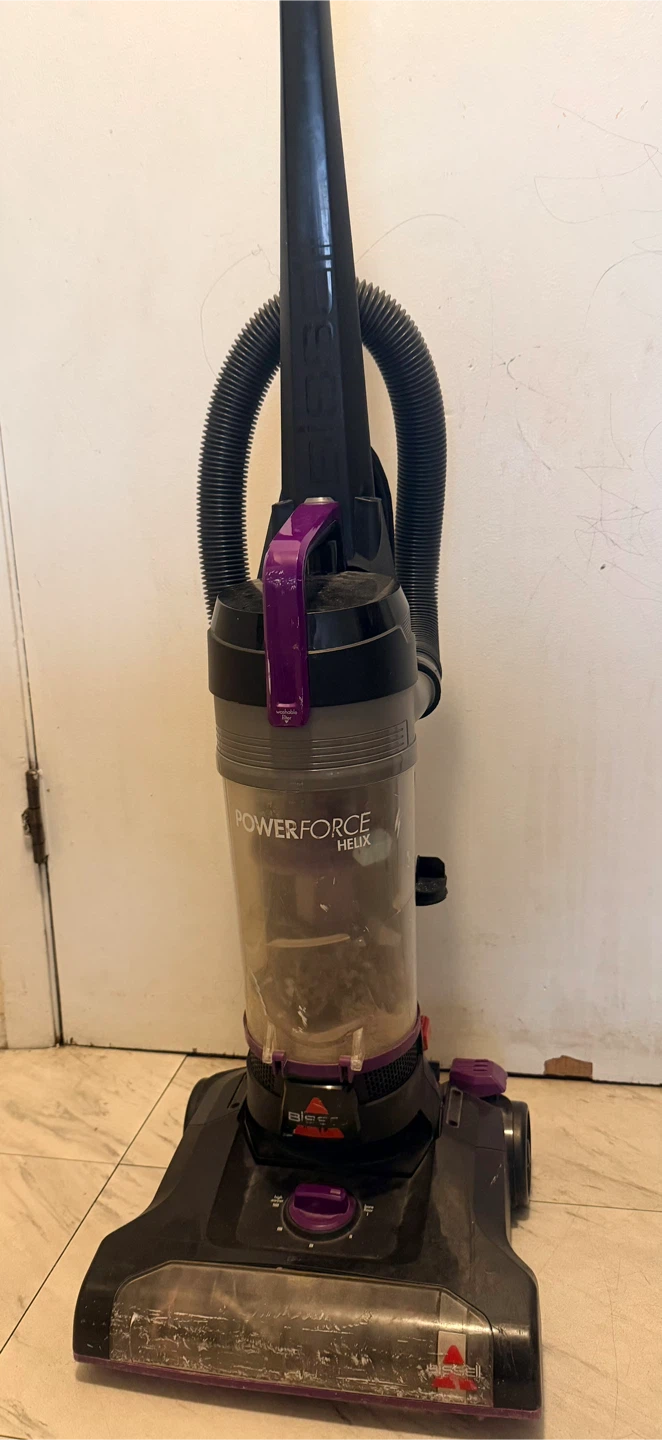 Bissell PowerForce Vacuum Cleaner🥕