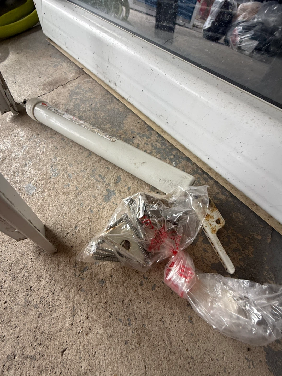 White Screen Door - photo 4