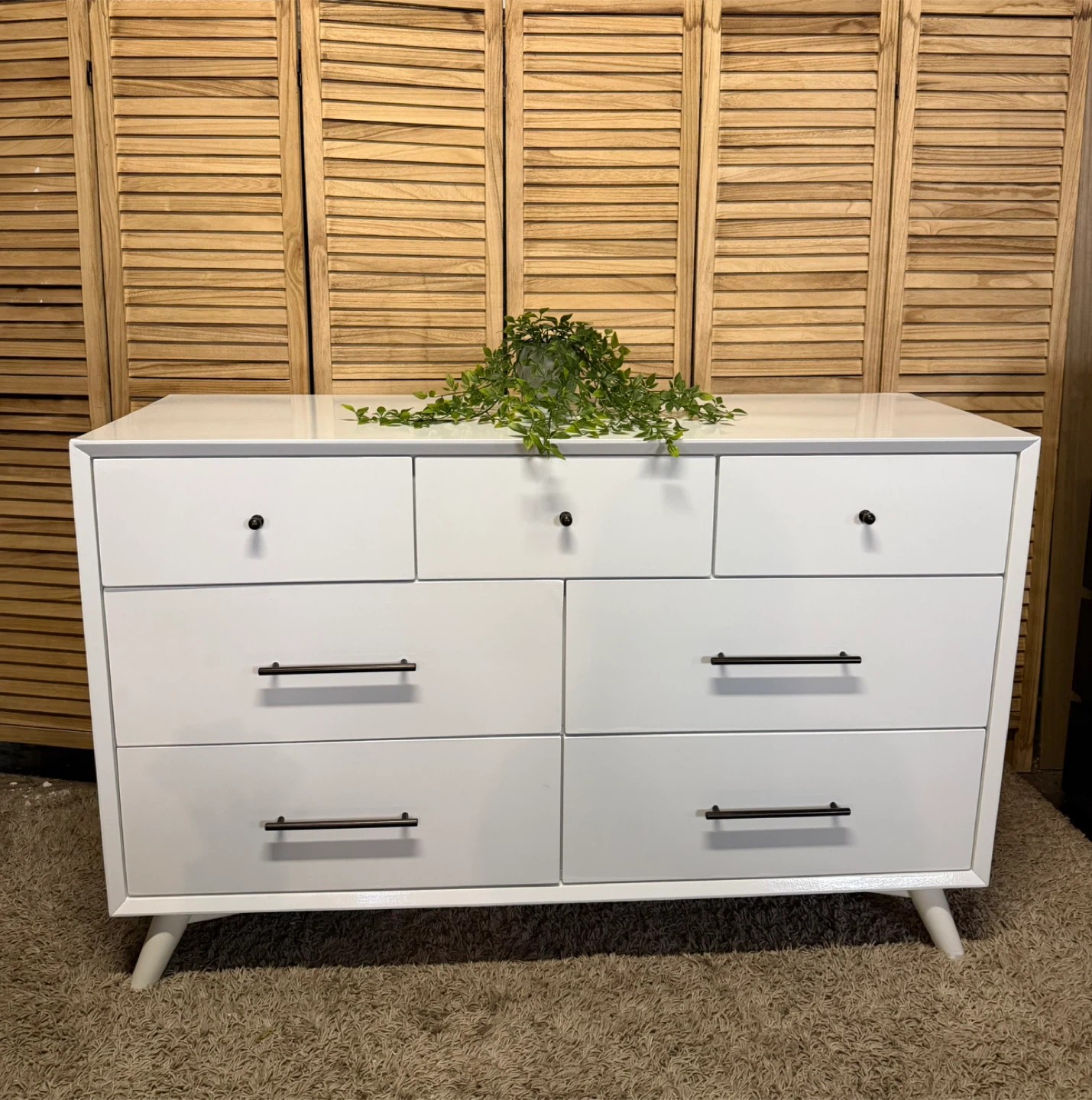 Mid Century Modern 7 Drawer Dresser