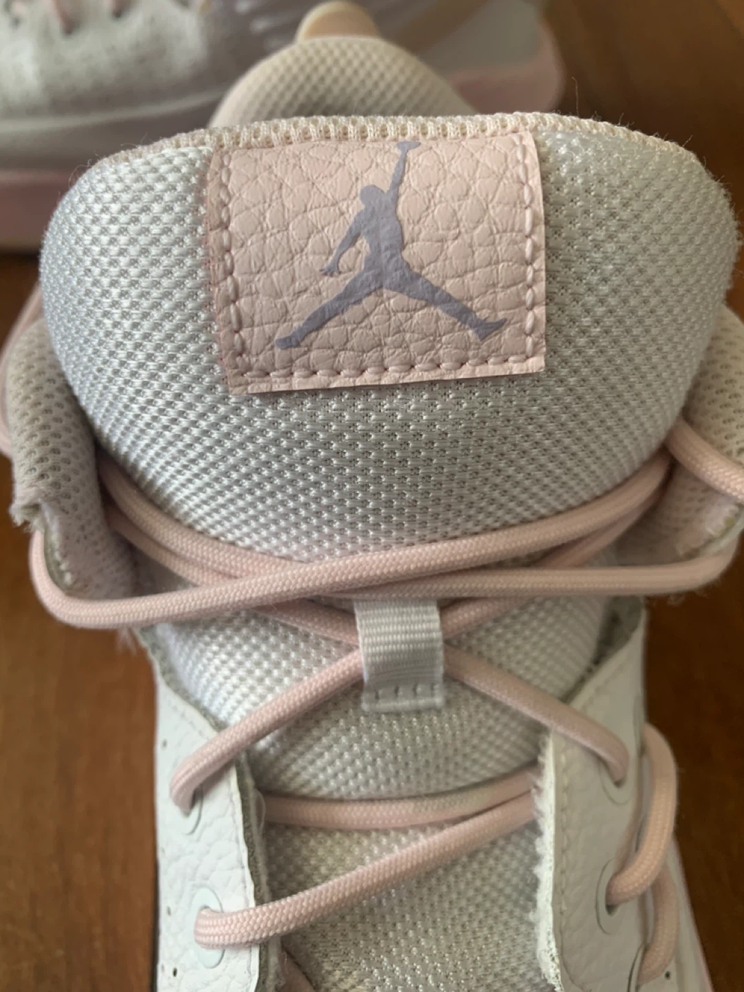 Air Jordan Max Aura 5 GS 'White Pink Wash' - photo 5