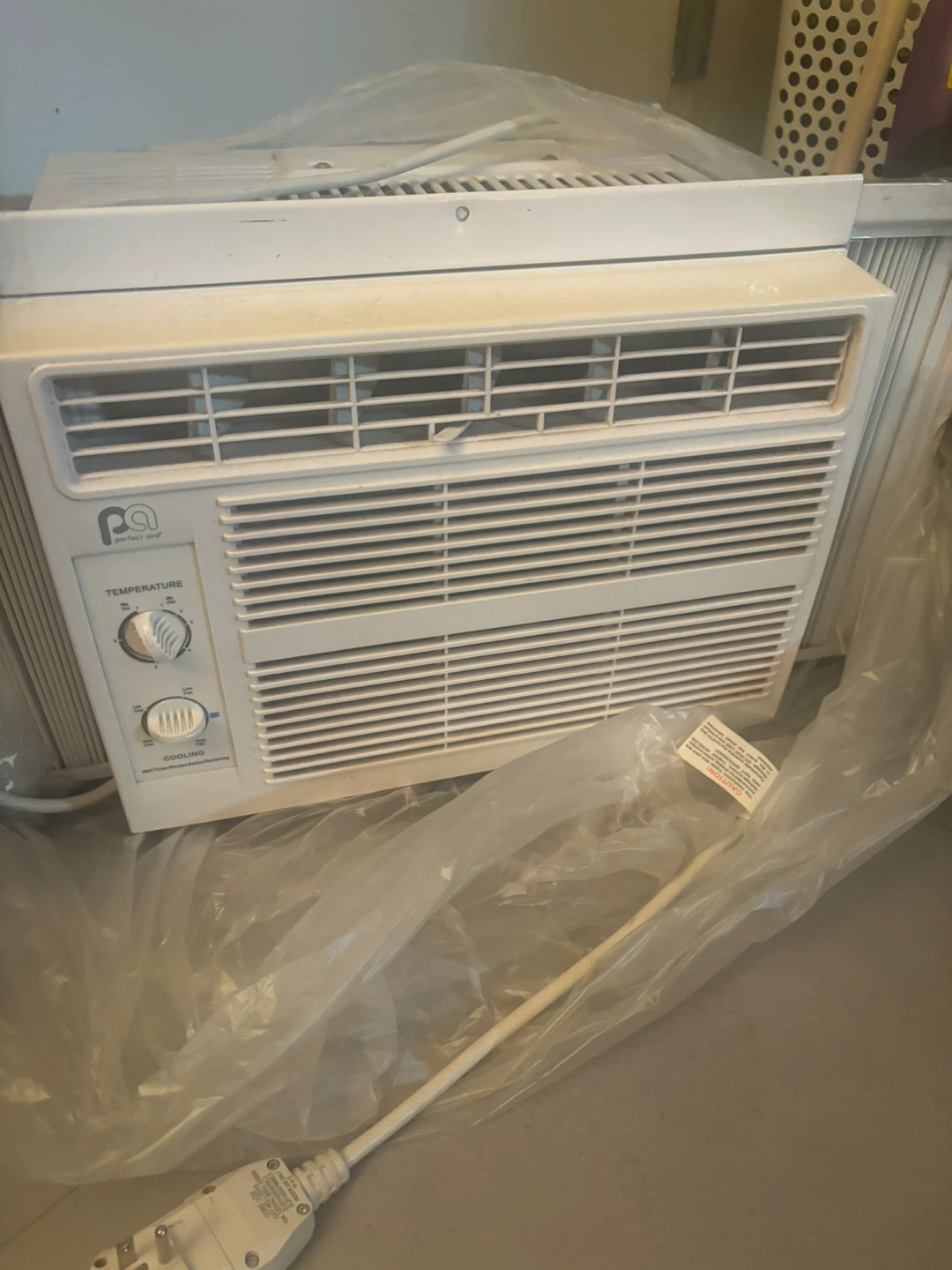 Perfect Aire Window Air Conditioner Unit