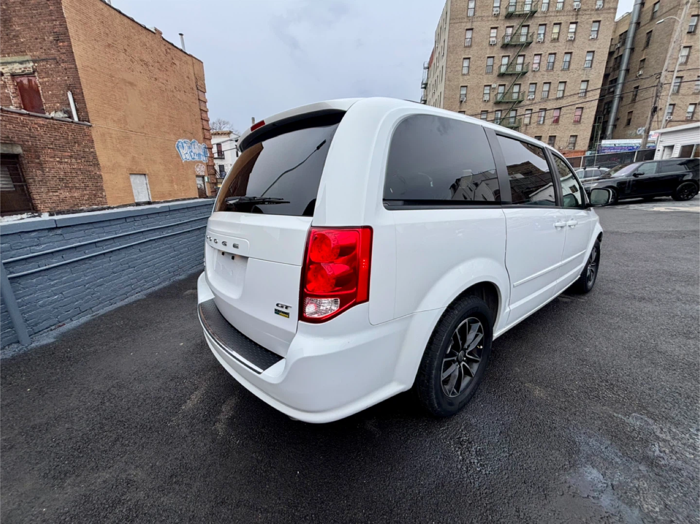 Dodge Grand Caravan GT 2017 101K miles - photo 3