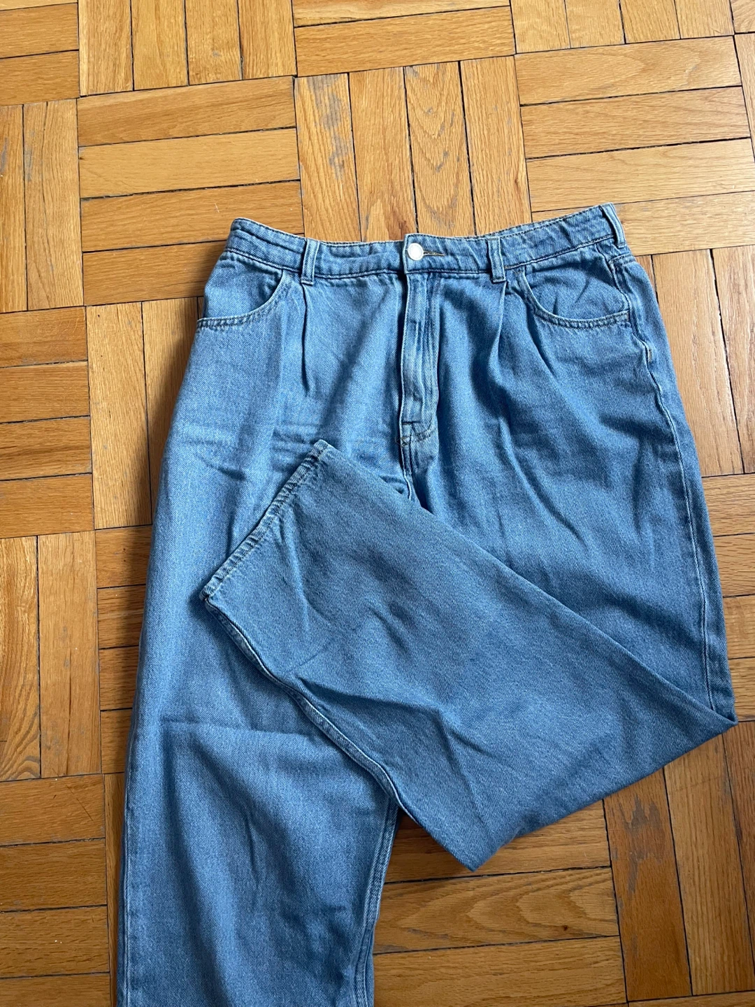 H&M Loose Fit High Waist Denim Jeans - photo 2